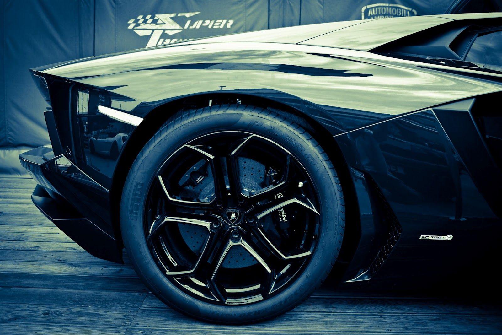 HIGH DEFINITION 1080p wallpaper of Lamborghini