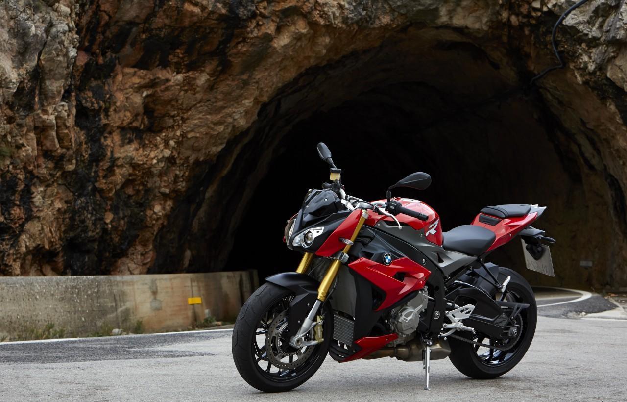 BMW S1000R. Motorcycles. BMW, Scrambler and Bobbers