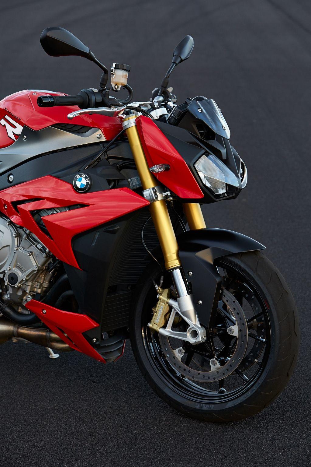 BMW S1000R, Even More Evil than the RR