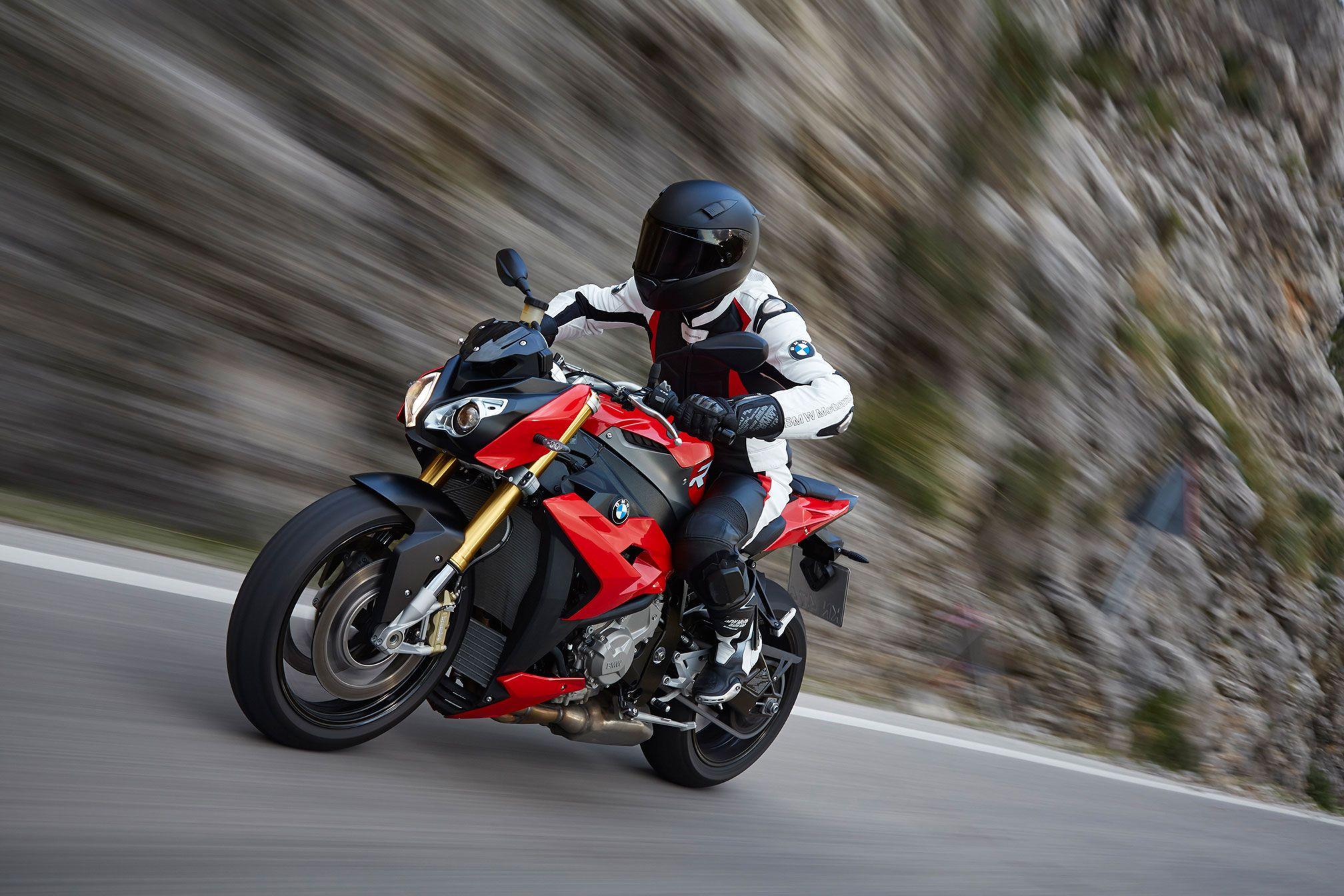 BMW S1000R Review