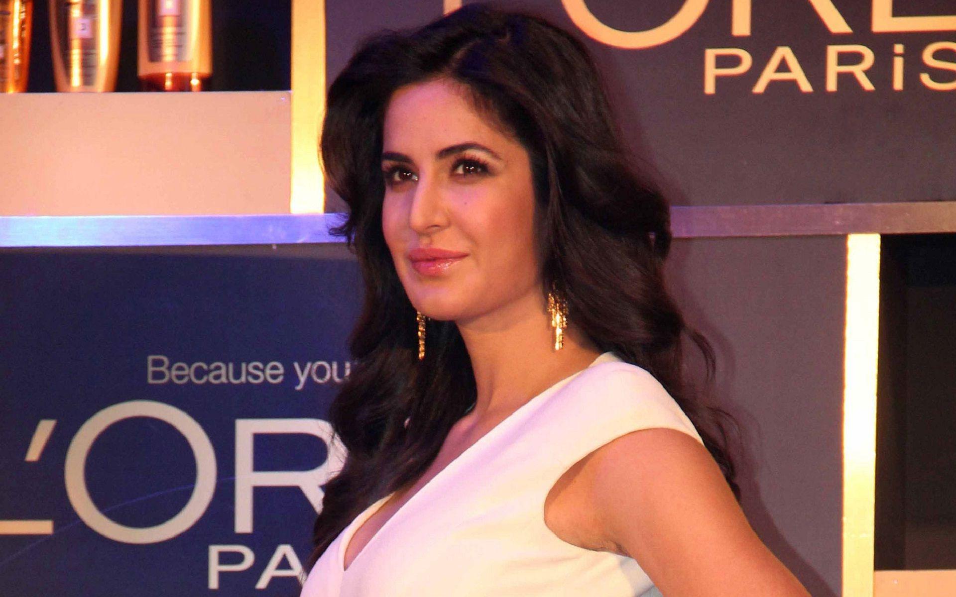 Katrina Kaif beautiful new wallpaper. HD Wallpaper Rocks