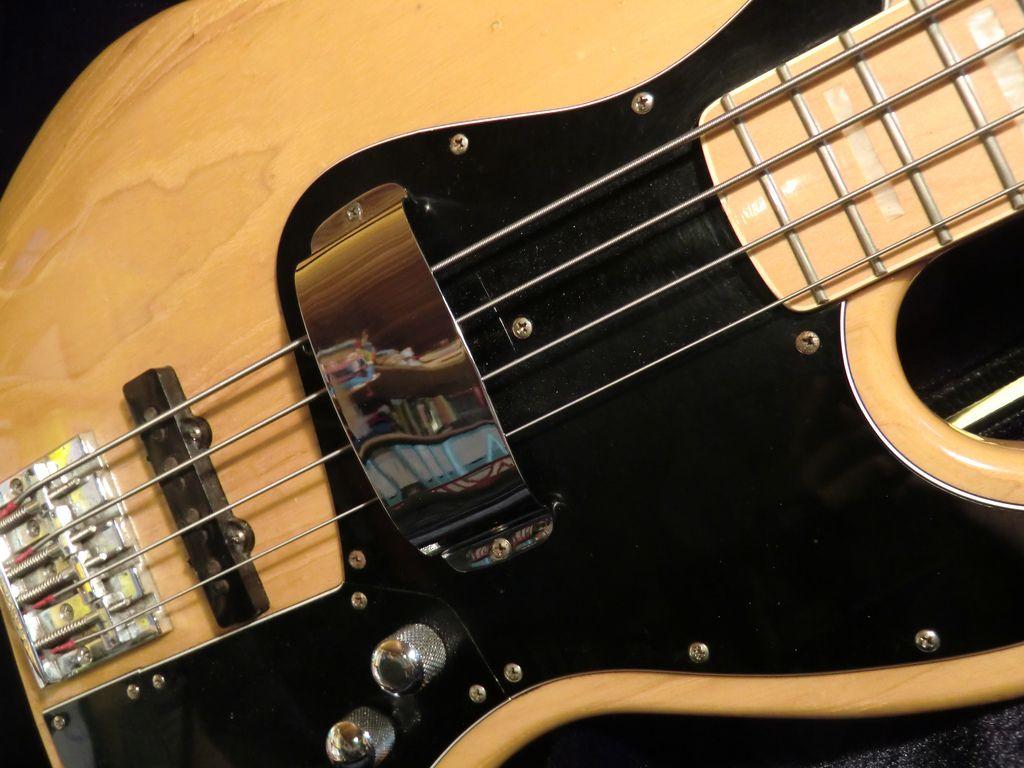 Fender Marcus Miller Jazz Bass -Body Shot