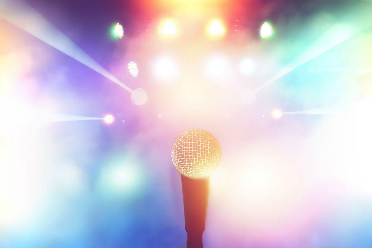 Karaoke Bars In and Around Tampa FL
