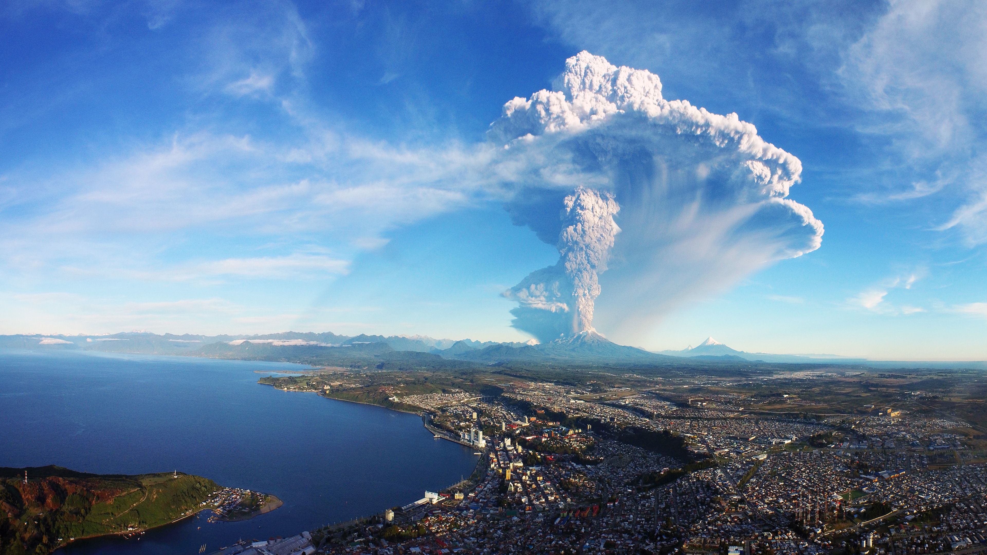 Calbuco Volcano Eruption Chile 4K Ultra HD Desktop Wallpaper
