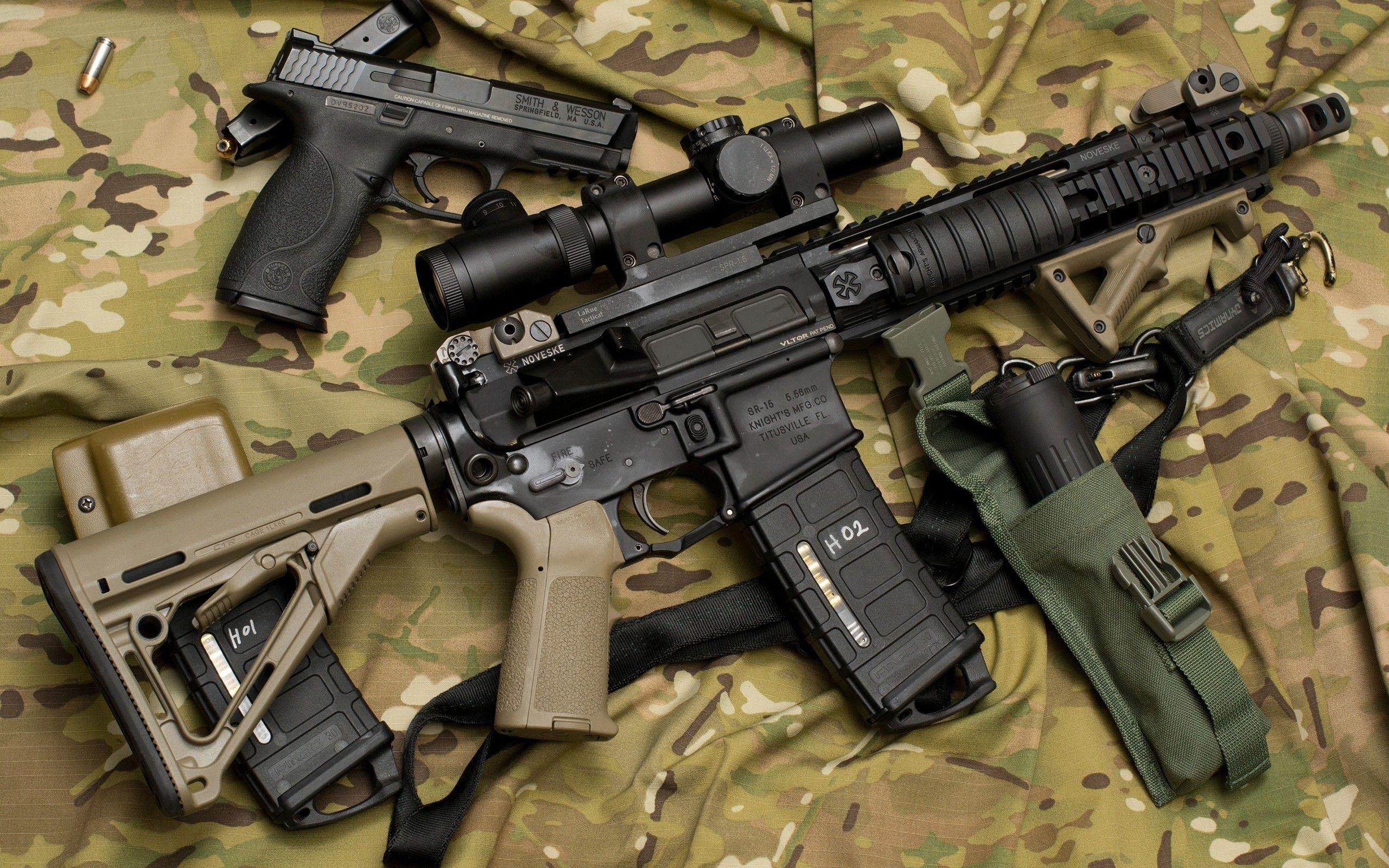 modern assault rifles wallpaper
