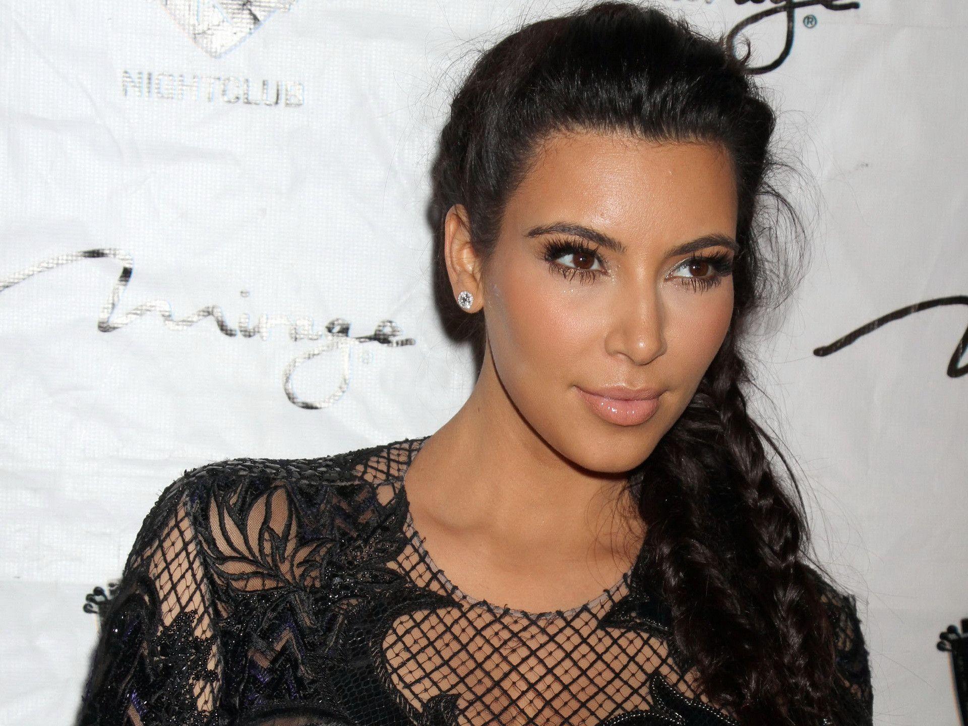 Kim Kardashian HD Wallpaper 9. Kim Kardashian HD Wallpaper
