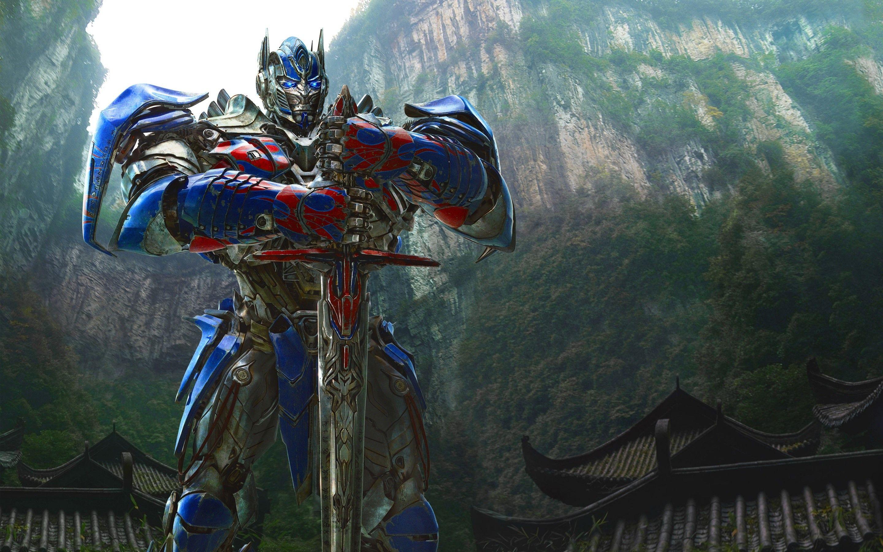 Optimus Prime Wallpaper 2880x1800