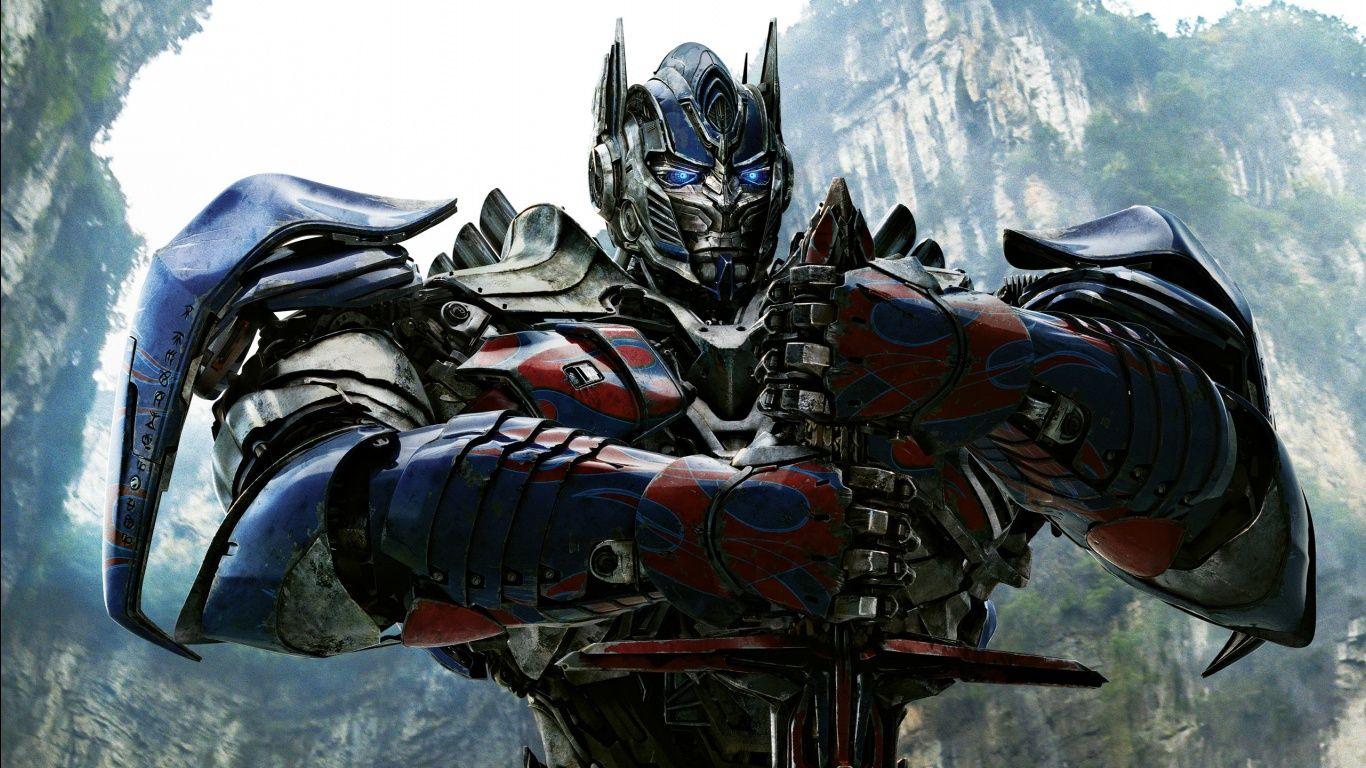 Optimus Prime in Transformers 4 Wallpaper in jpg format for free