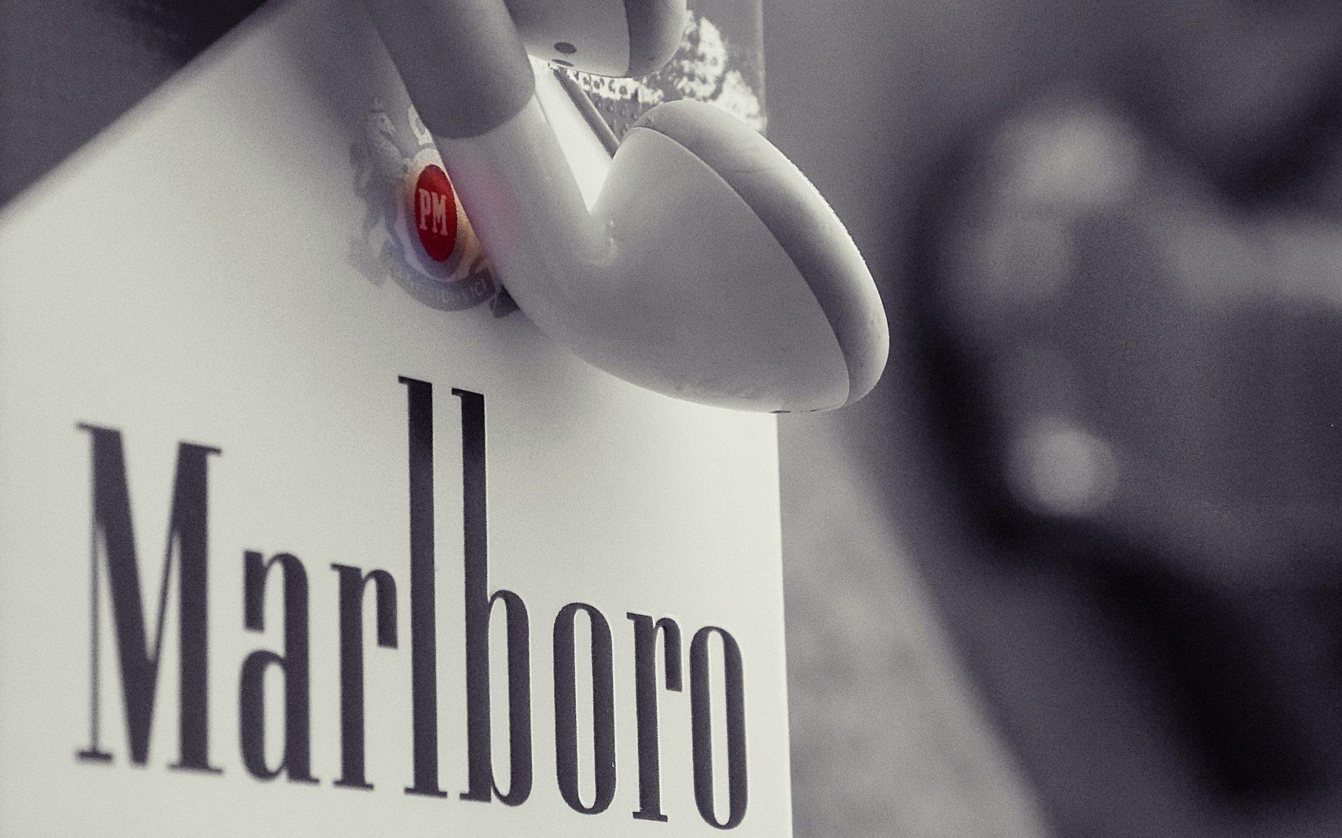 Marlboro, Cigarettes, Apple, Headphones, Brand 1920x1200 wallpaper
