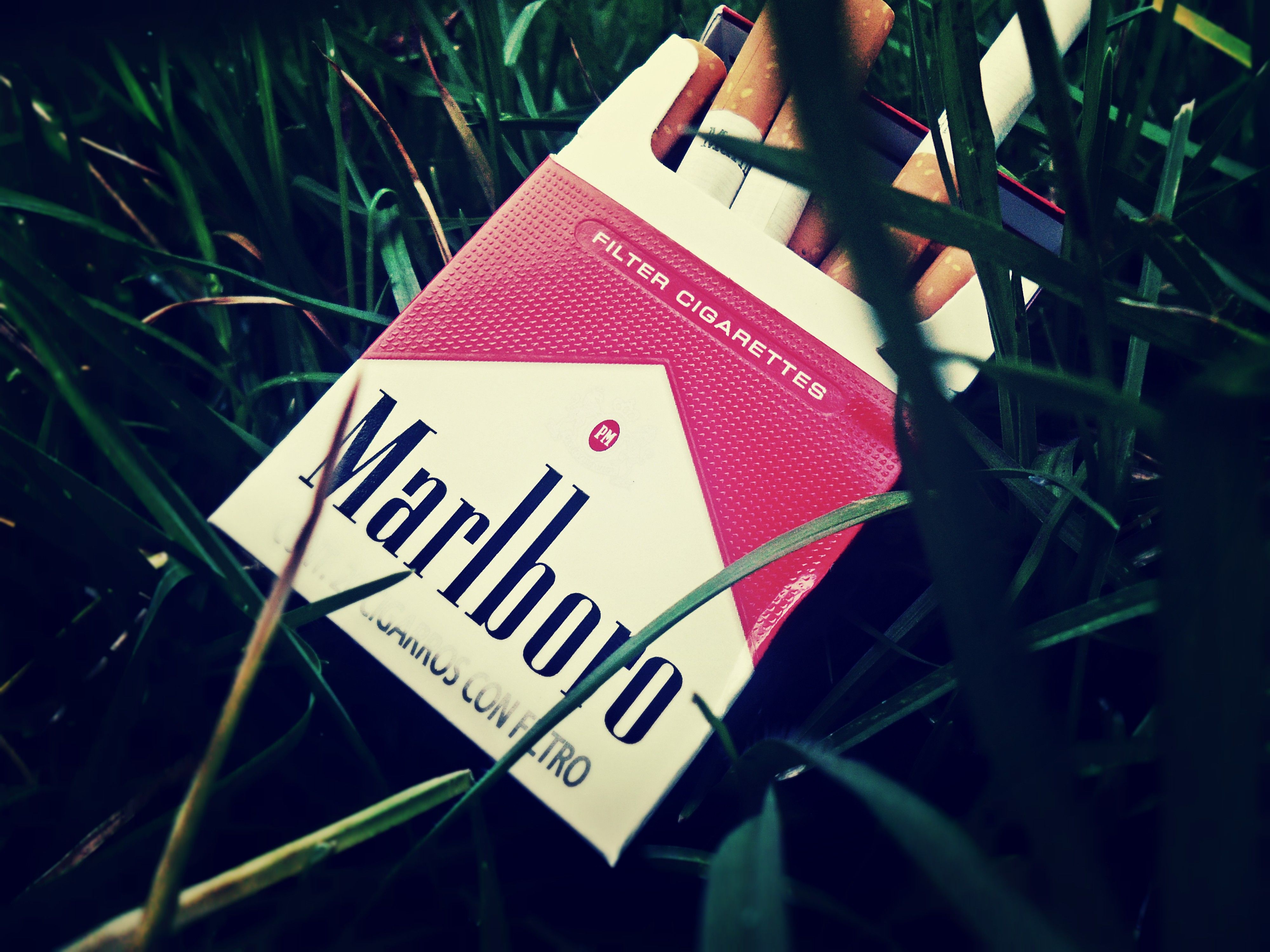 cigarettes, Marlboro, Smoke, Vintage Wallpaper HD / Desktop