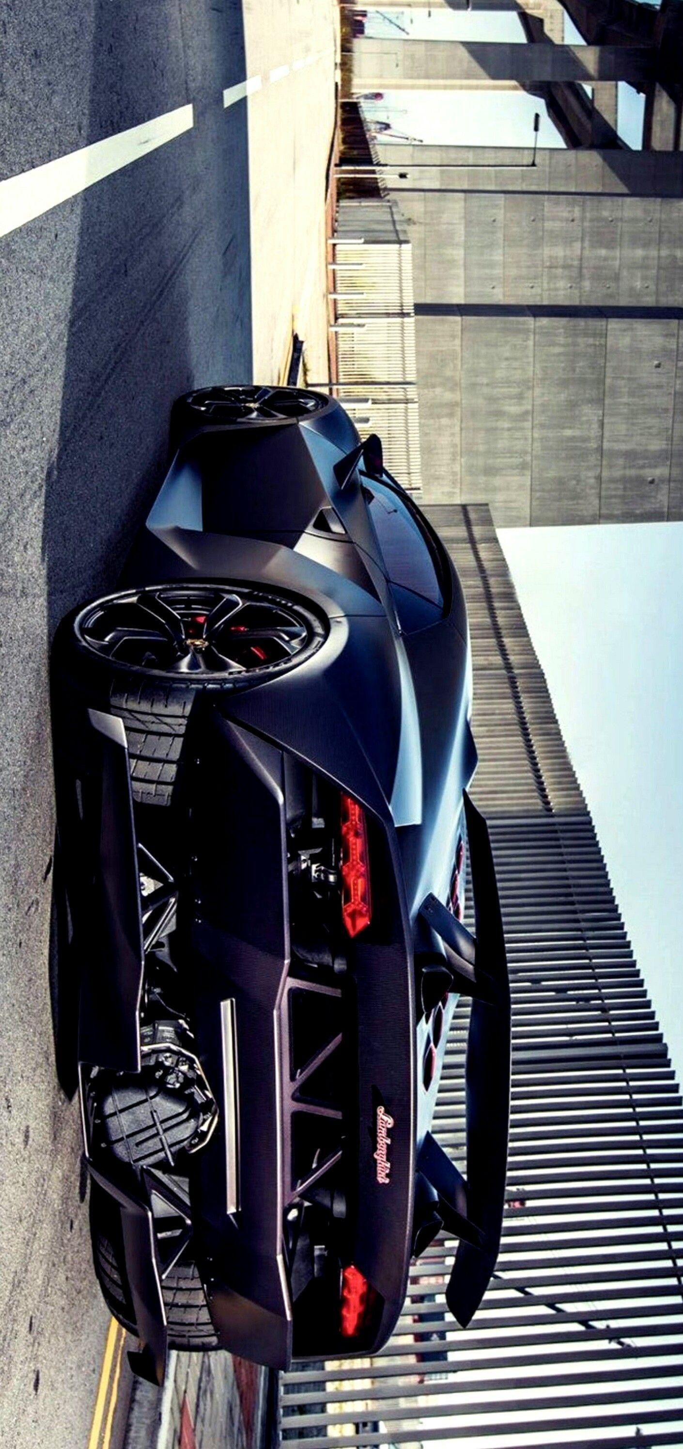 El Batimóvil Batmobile