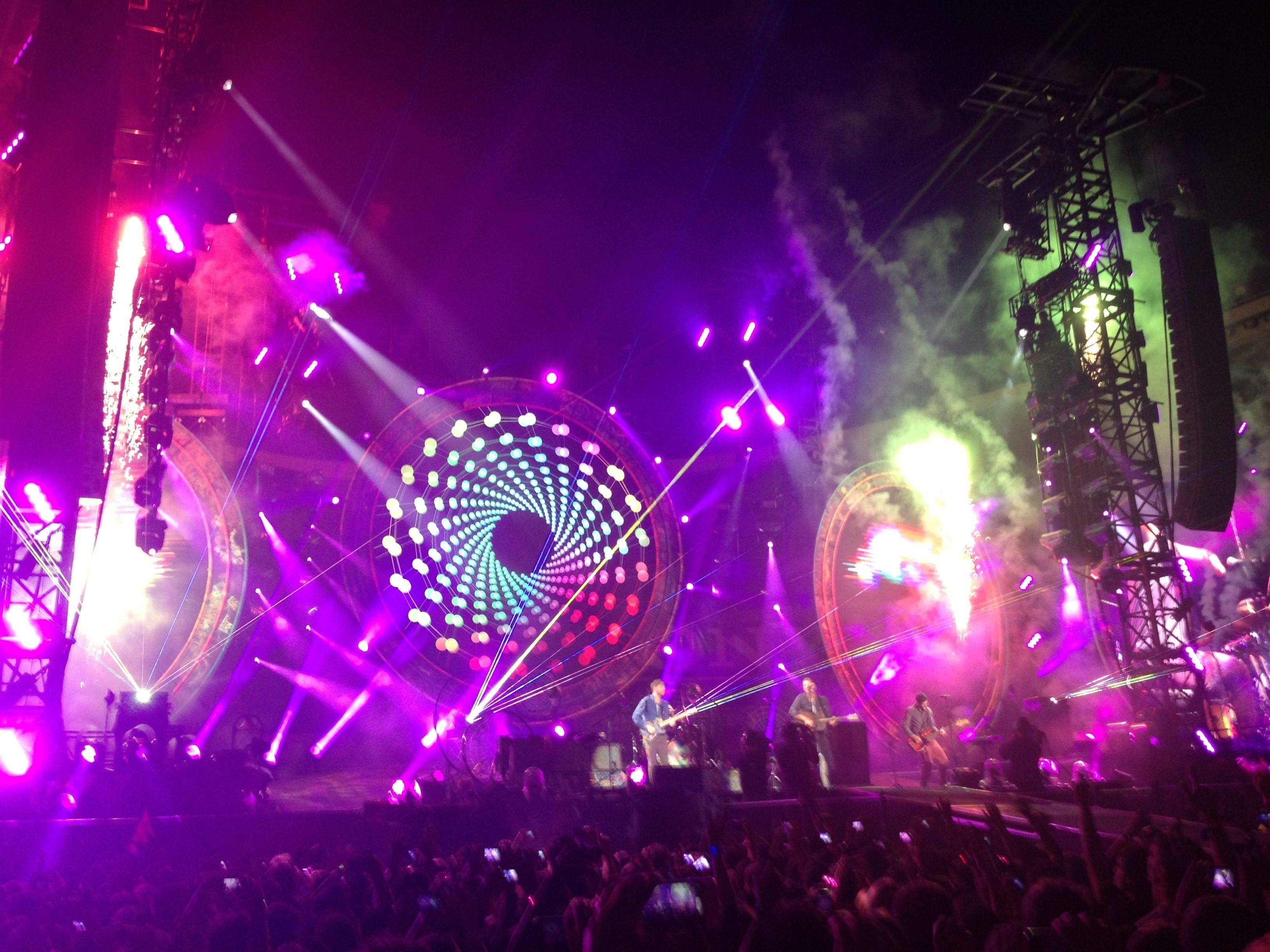 Coldplay performing Hurts Like Heaven Xyloto Tour at