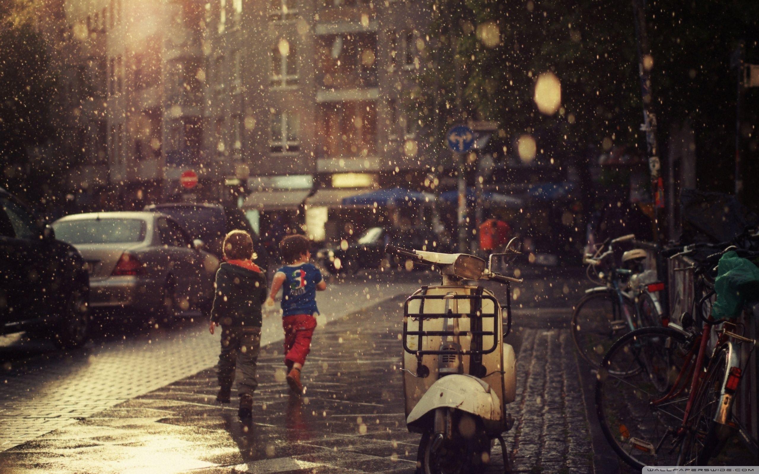 Children Running In The Rain ❤ 4K HD Desktop Wallpaper for 4K Ultra