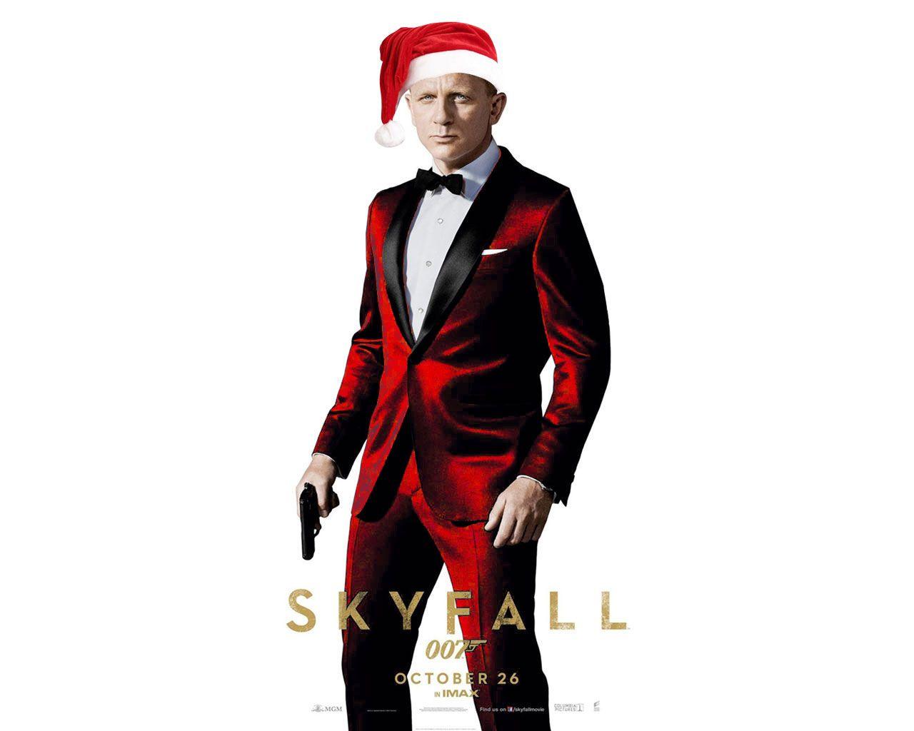 The James Bond 007 Dossier. James Bond 007 Christmas Wallpaper