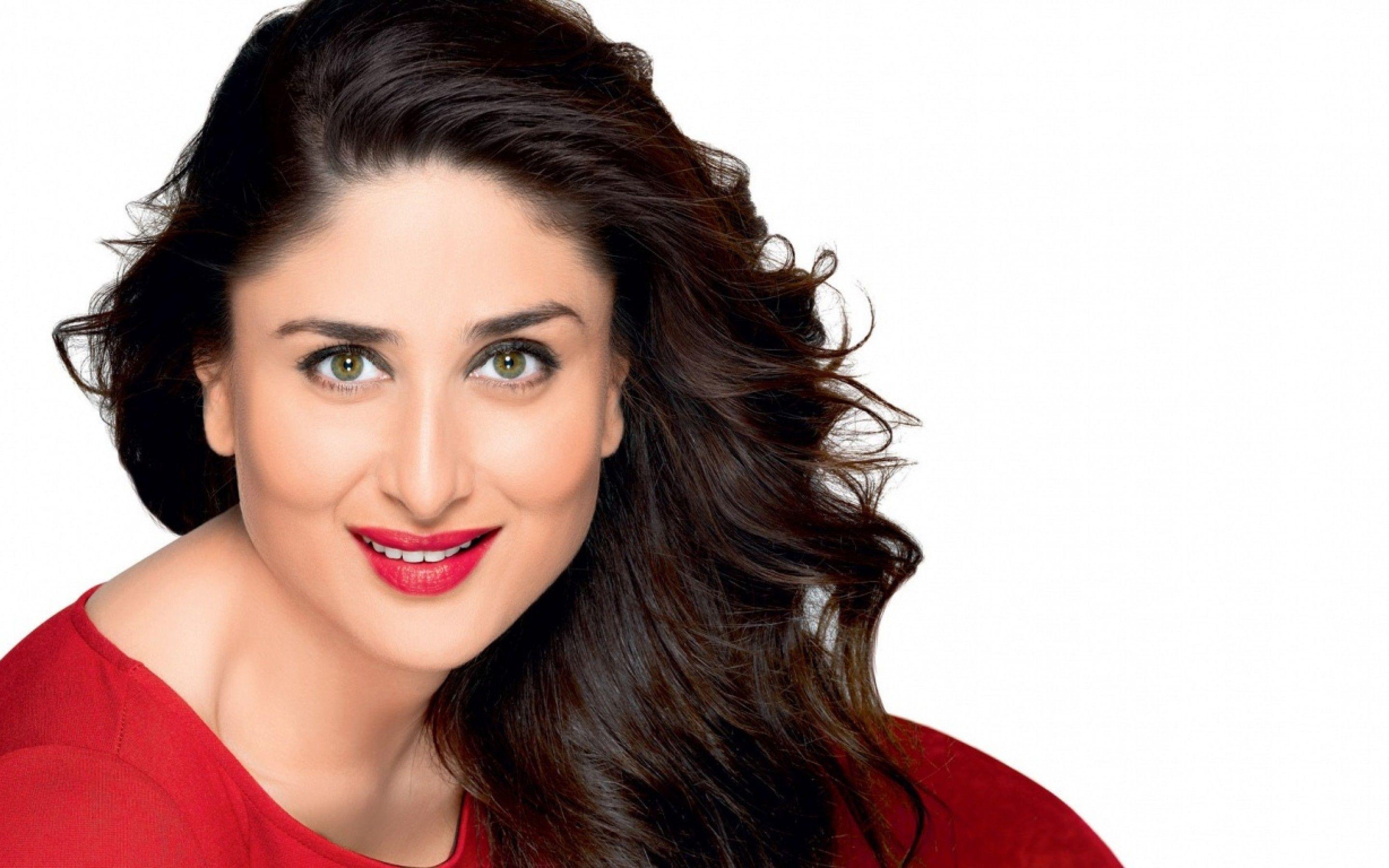 Celebrities Kareena Kapoor Bollywood wallpaper Desktop, Phone