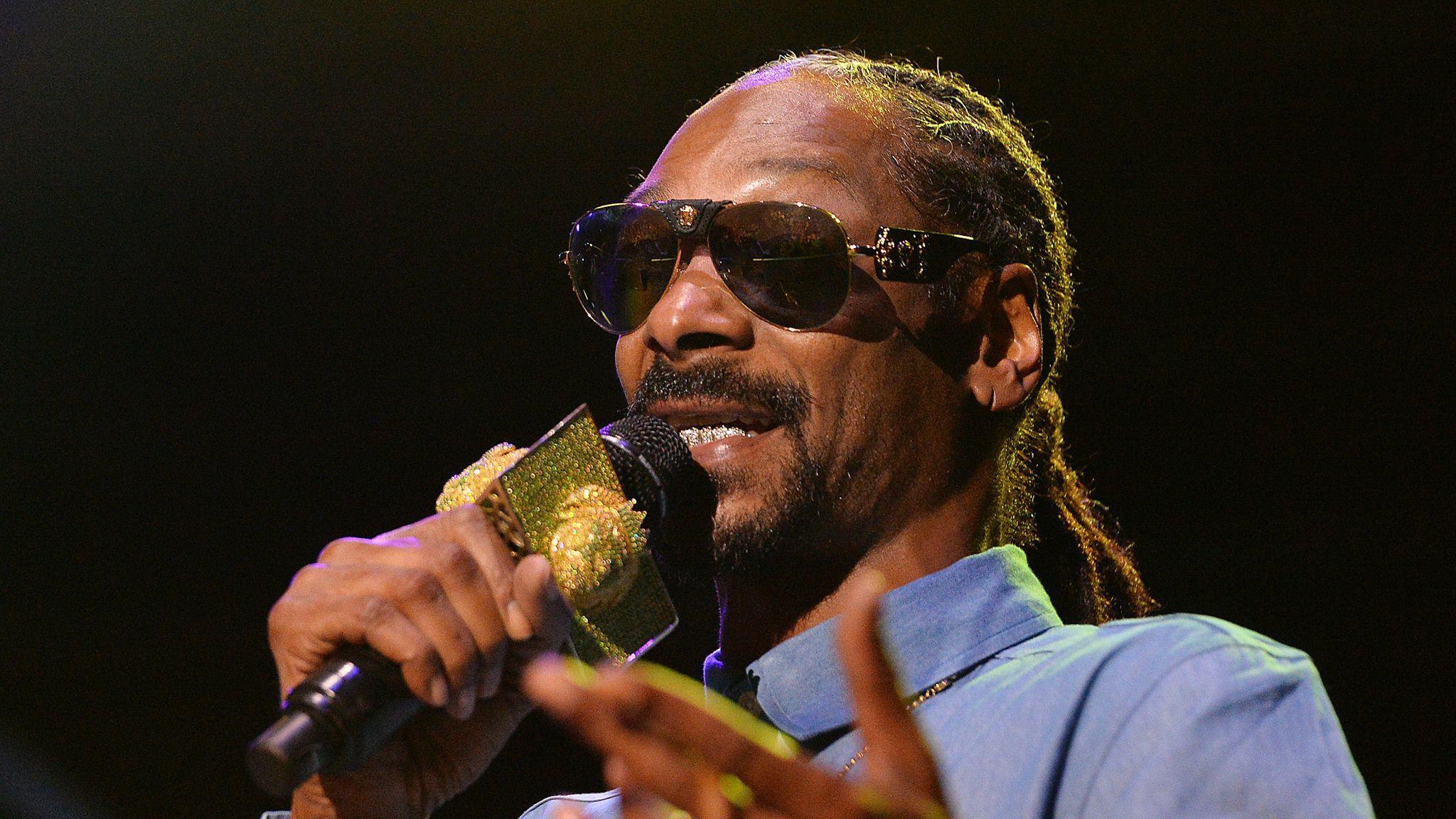 Wiz Khalifa ready to roll up into Camden with 'brother' Snoop Dogg