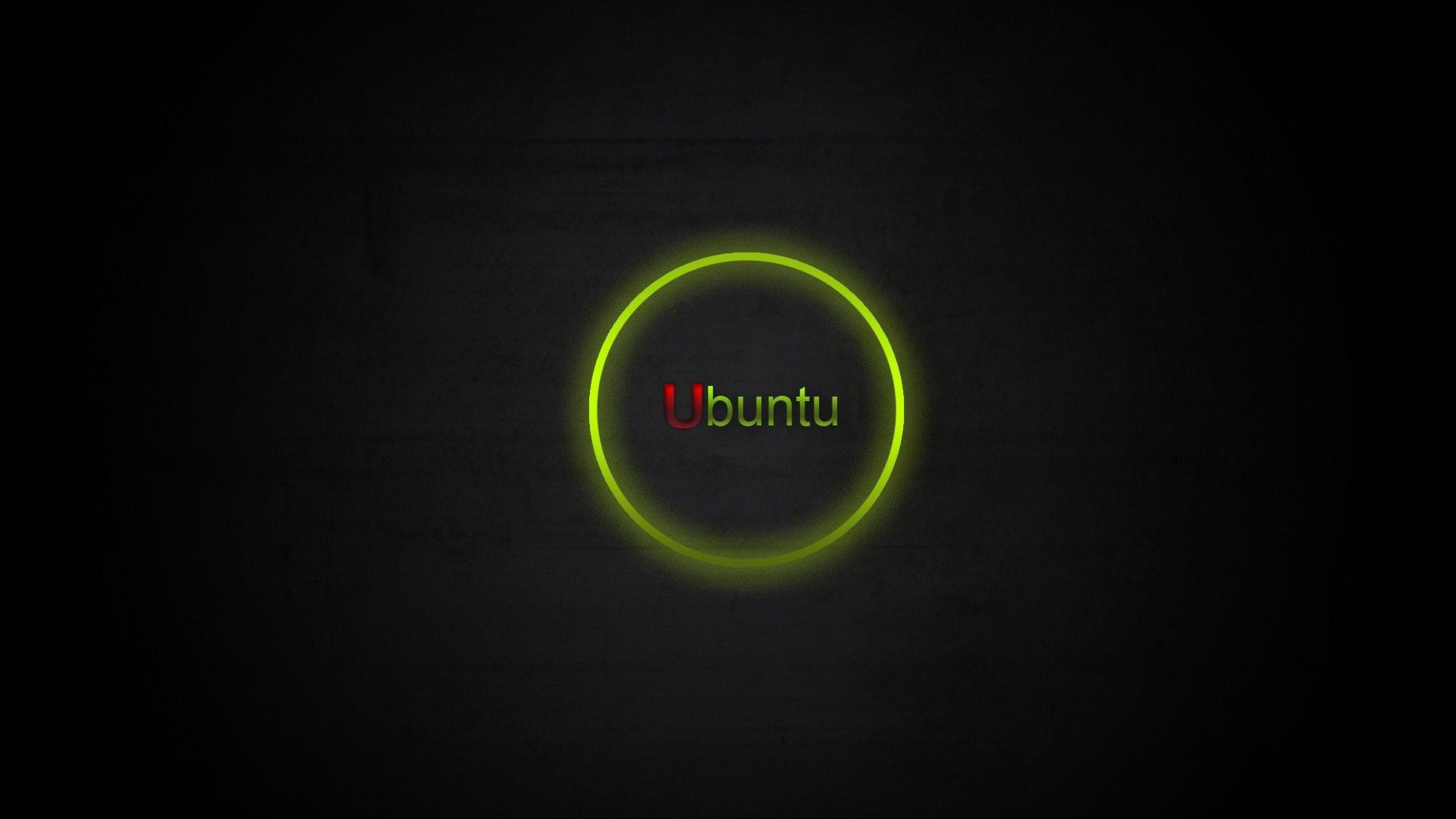 Black Ubuntu Wallpaper