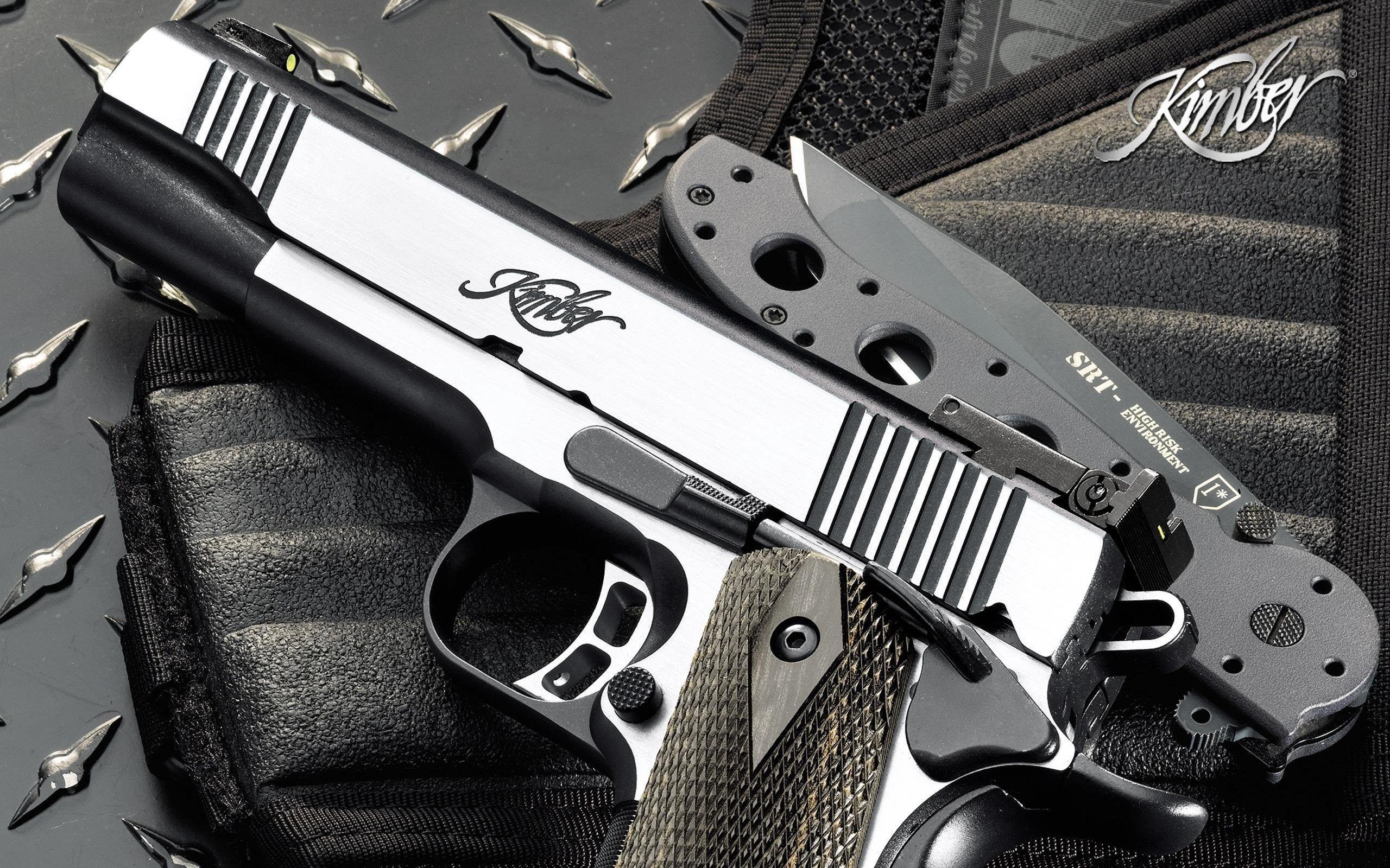 Weapons Pistol and Knife HD Desktop Photo