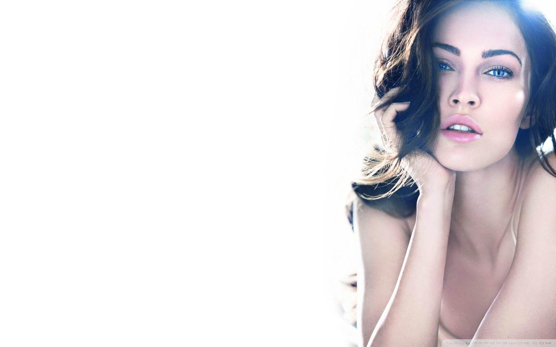 Megan Fox Wallpaper HD