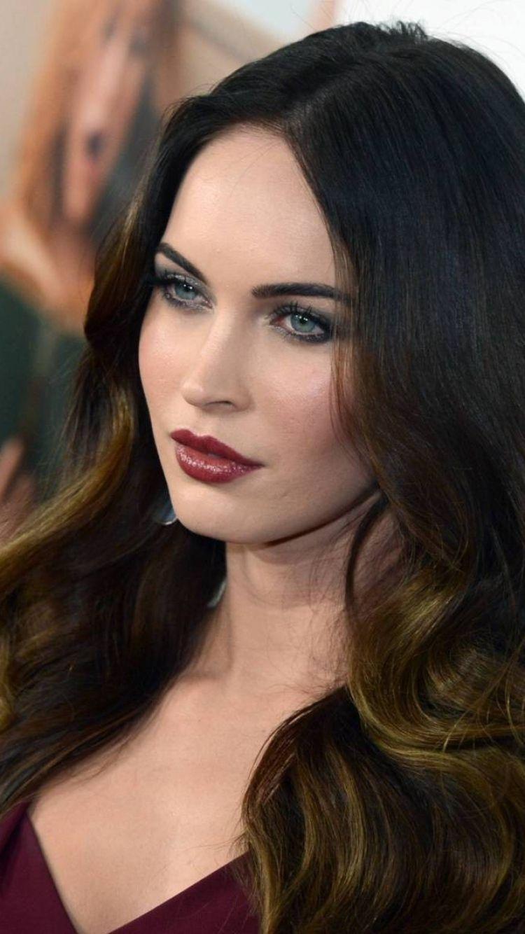 Megan Fox K Wallpaper. Wallpaper 4k. Foxes and Wallpaper