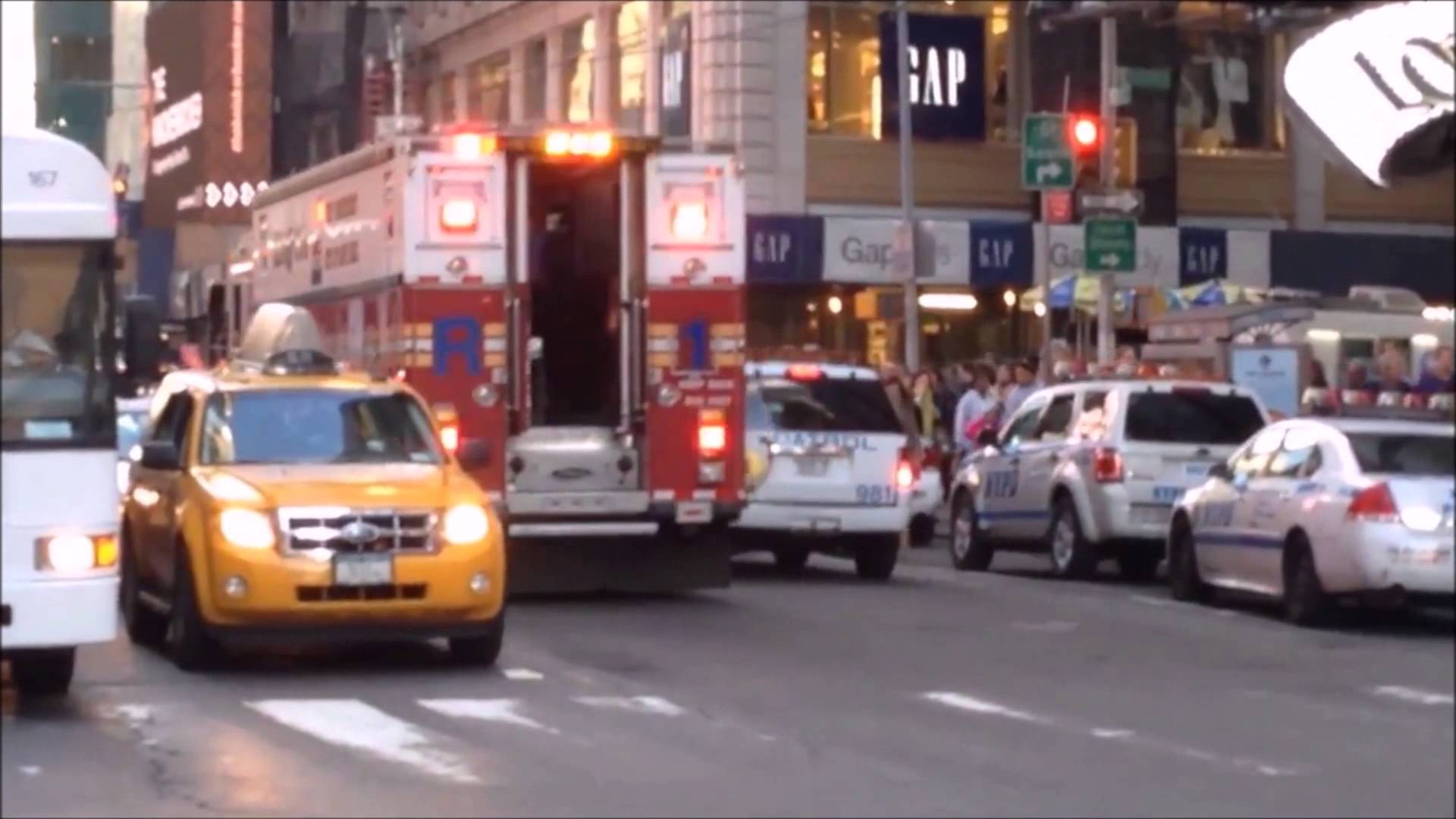 MY ULTIMATE COMPILATION OF FDNY RESCUE 1 RESPONDING ON THE MEAN