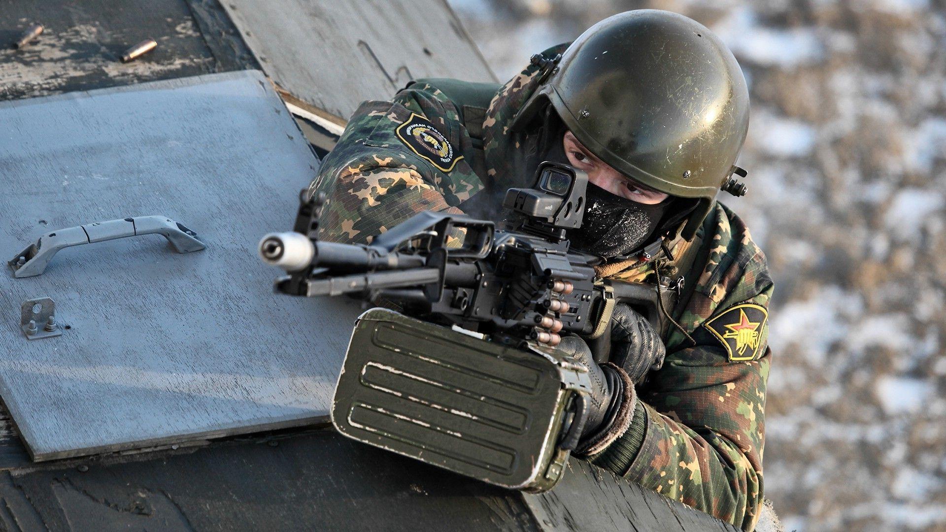 soldier, Men, PKP Pecheneg, Machine Gun, Weapon, Spetsnaz, Russian Army Wallpaper HD / Desktop and Mobile Background
