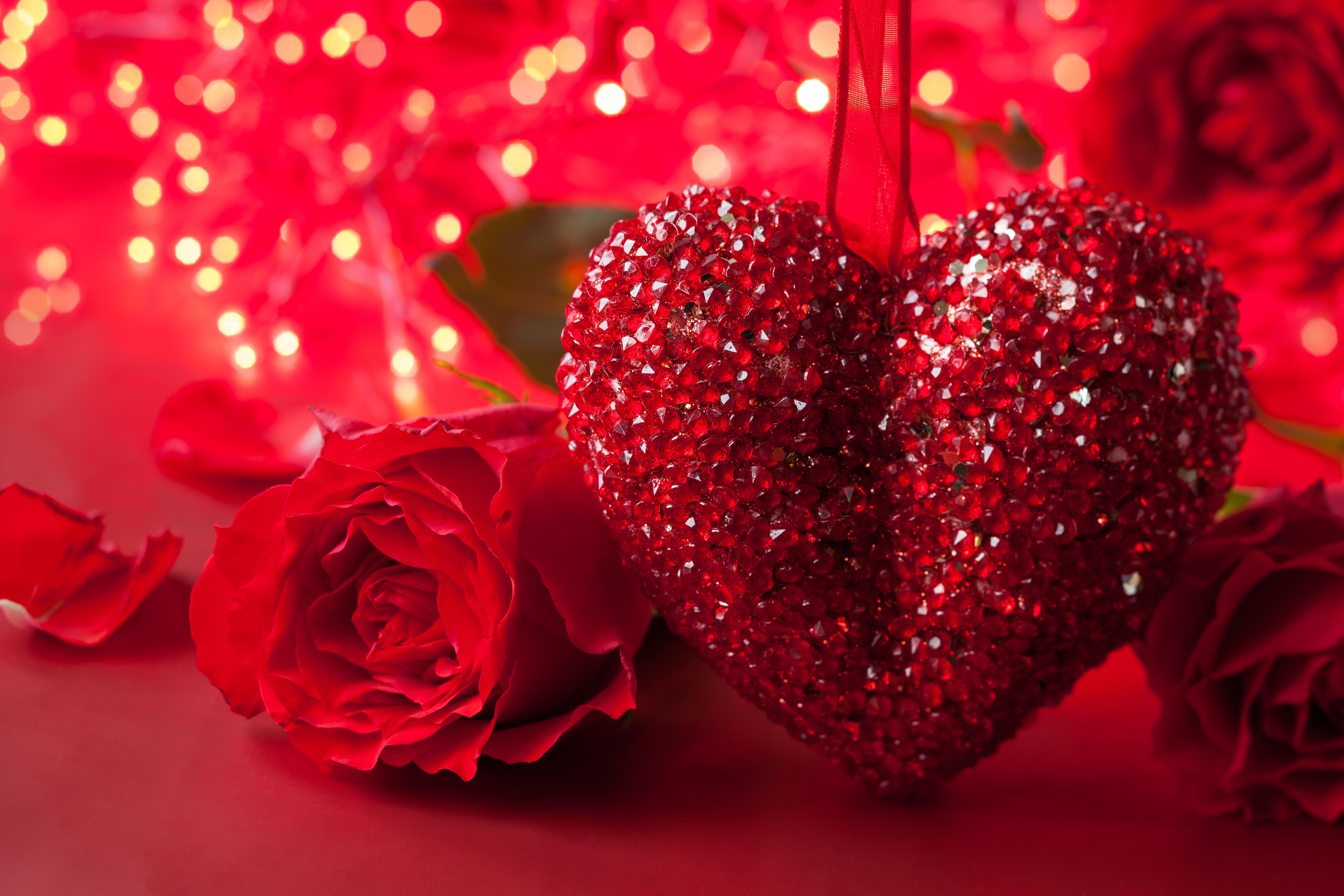Red Romantic Heart HD Widescreen Rose Wallpaper For Mobile Full Pics