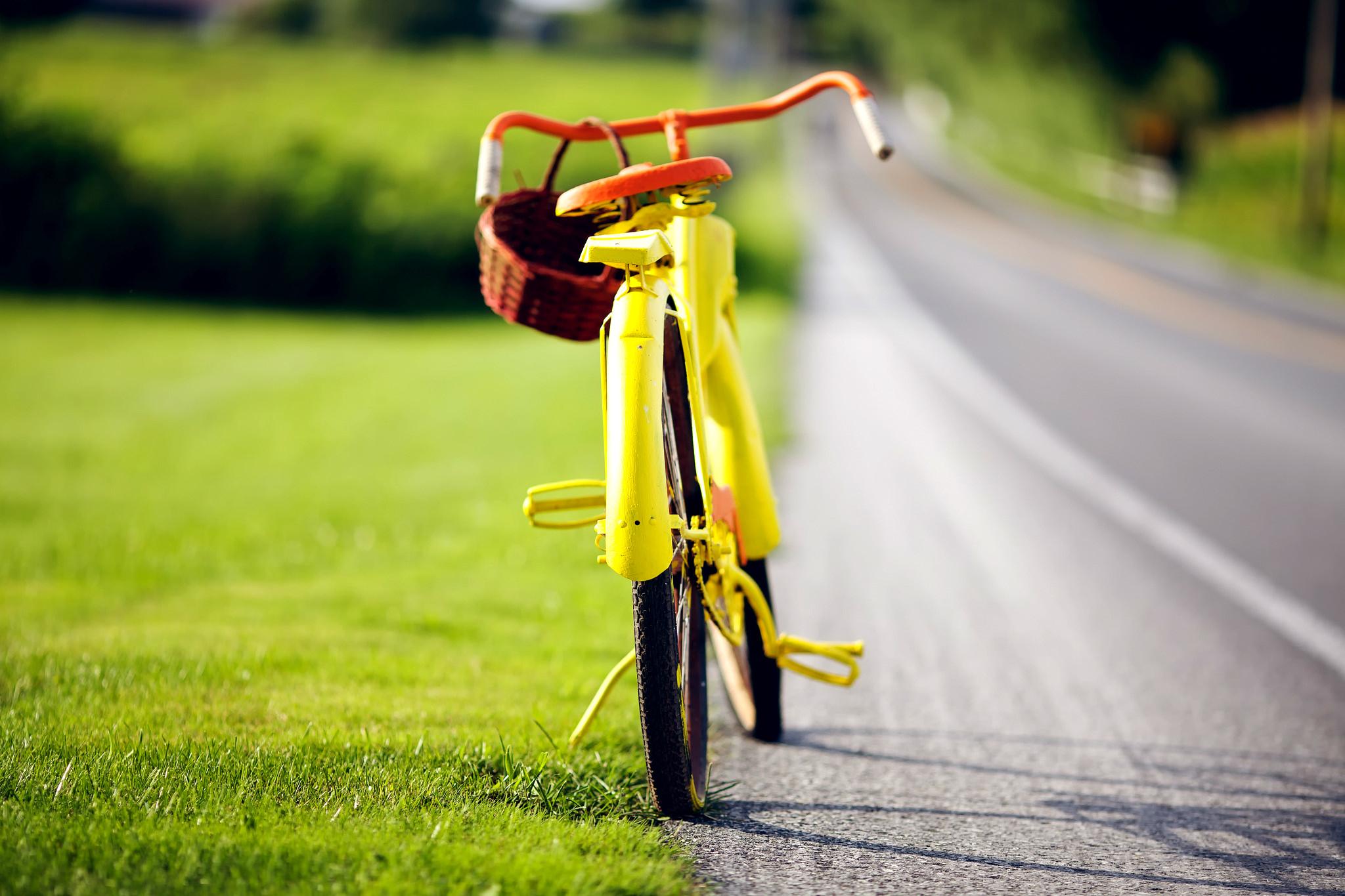 Yellow Bicycle Wallpaper Desktop Wallpaper. High Resolution