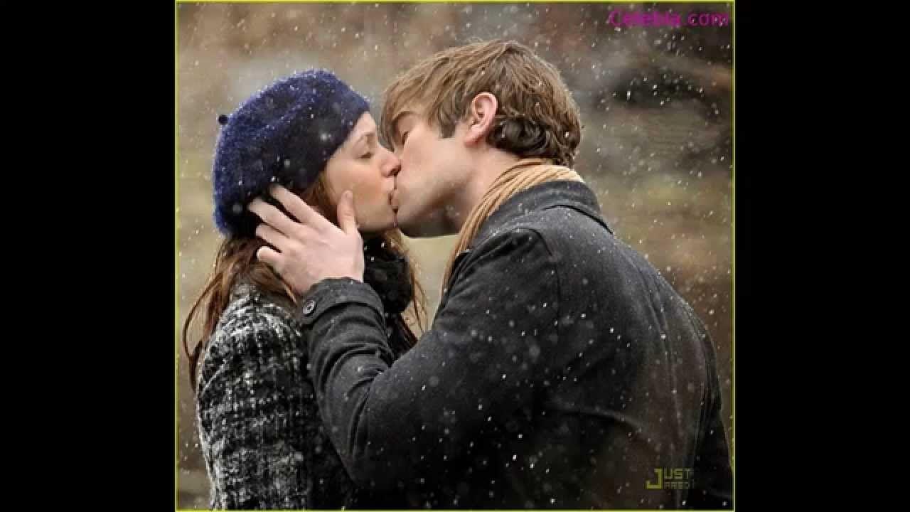 Lip Kisses Wallpaper