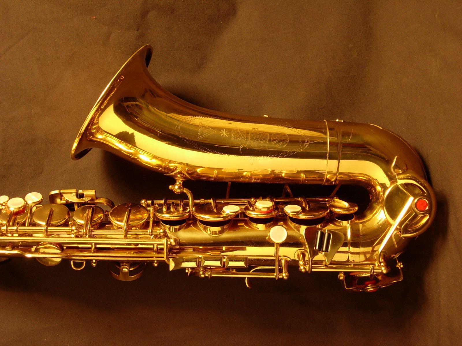 Saxophone High Quality #PUT11 (Mobile And Desktop) WP Gallery