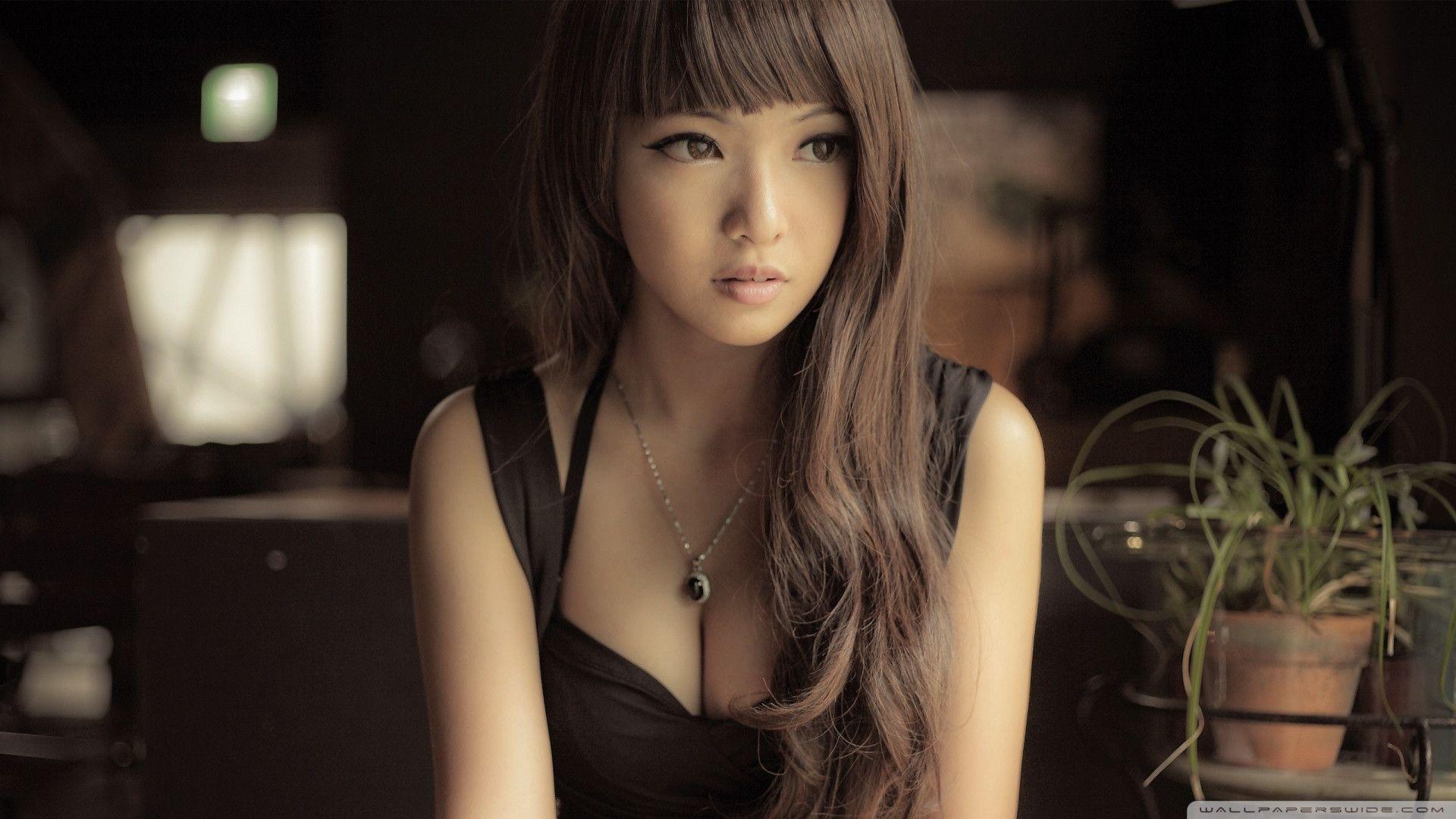 Beautiful 1920 x 1080 Asian Girl Wallpaper