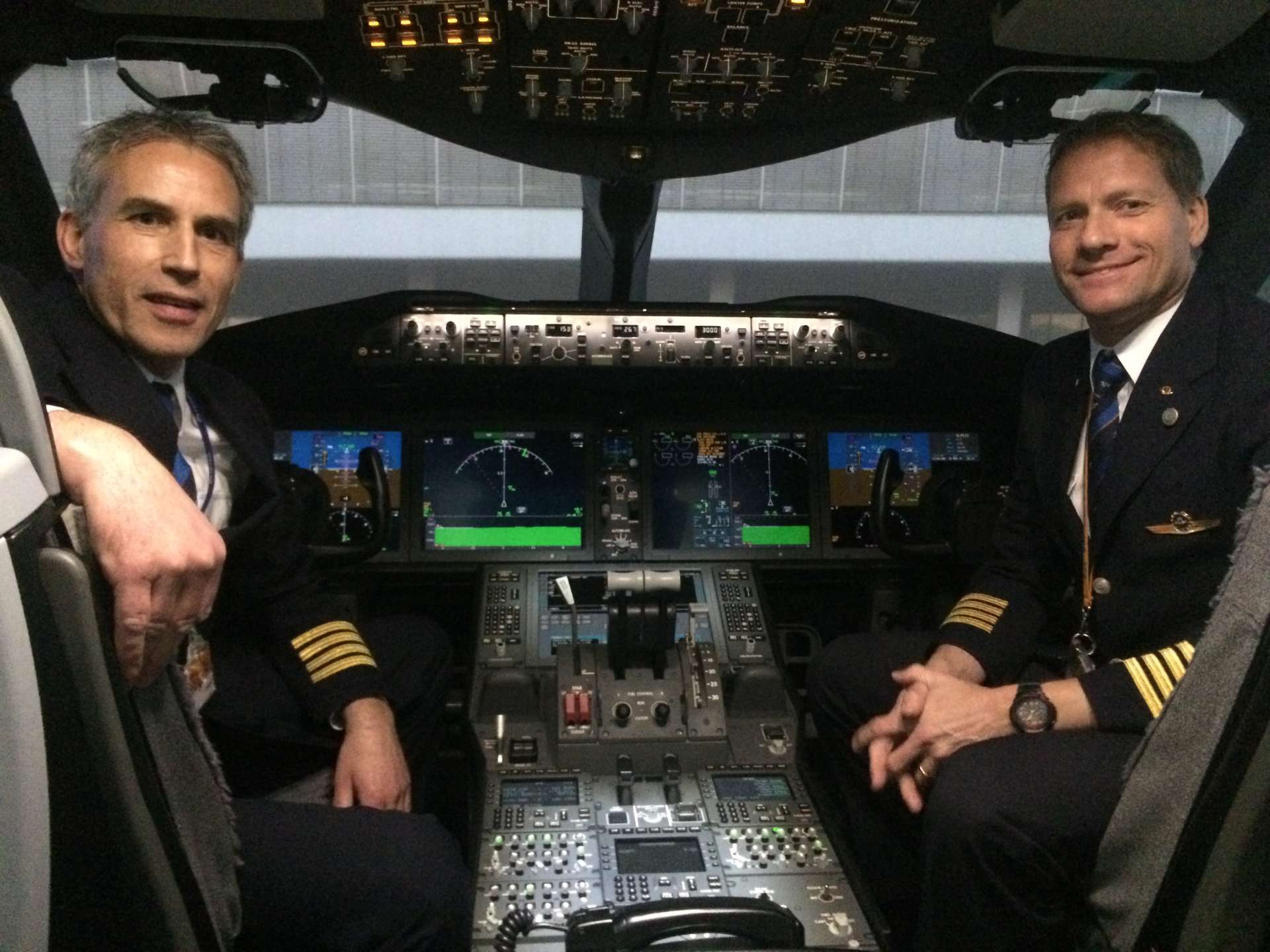 How Pilots Prepare For The Boeing 787