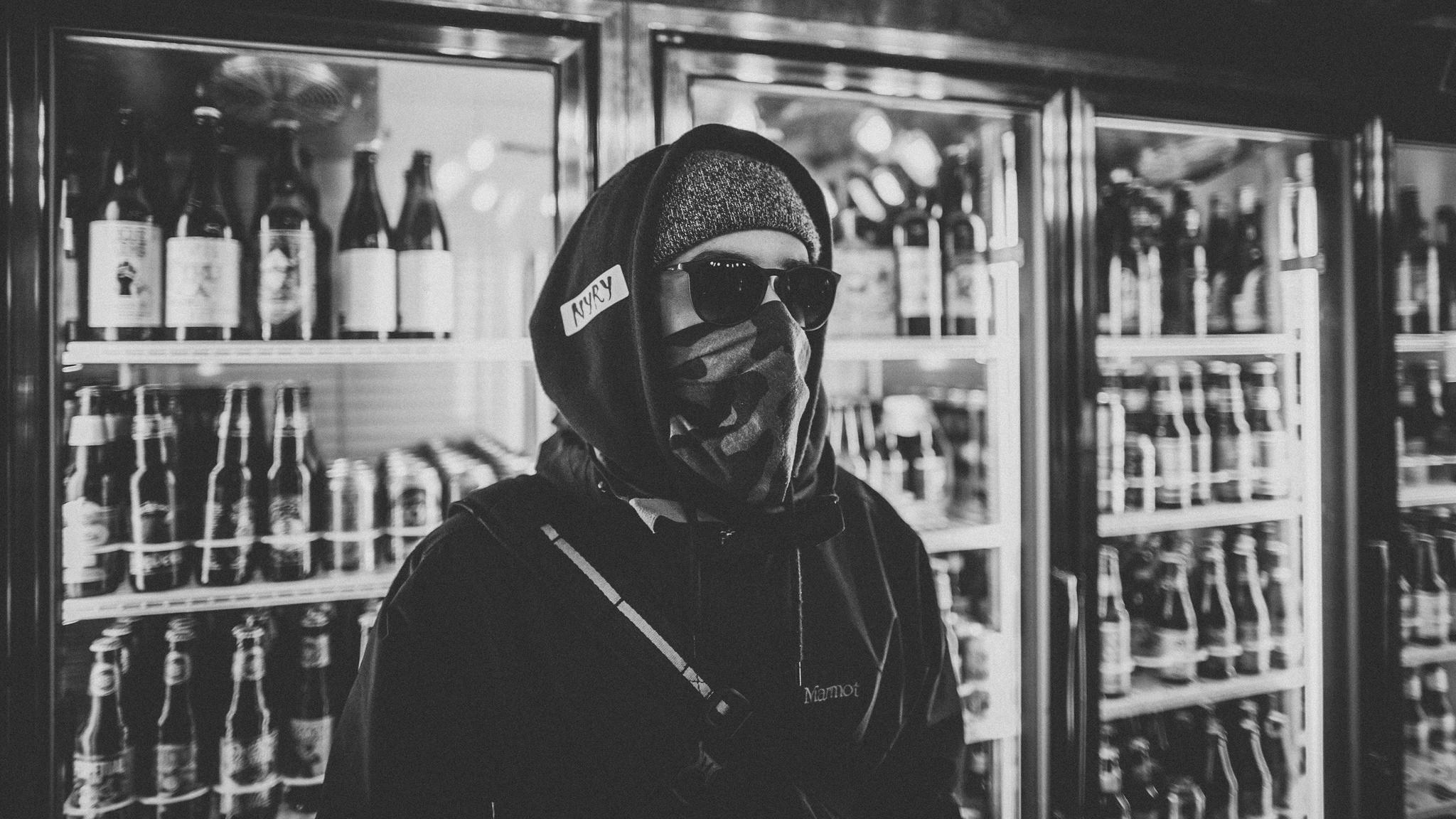 Sunglasses Monochrome Beer Mask Gangster HD Wallpaper, Desktop