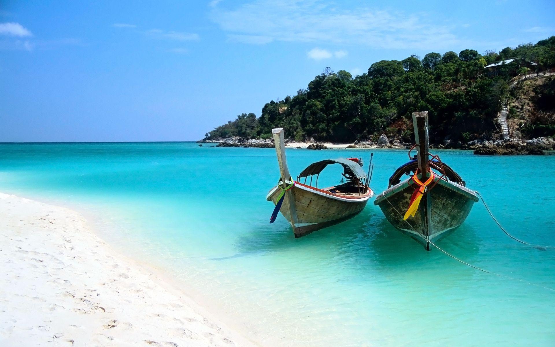Phuket has a stunning combination of golden beaches, turquoise seas