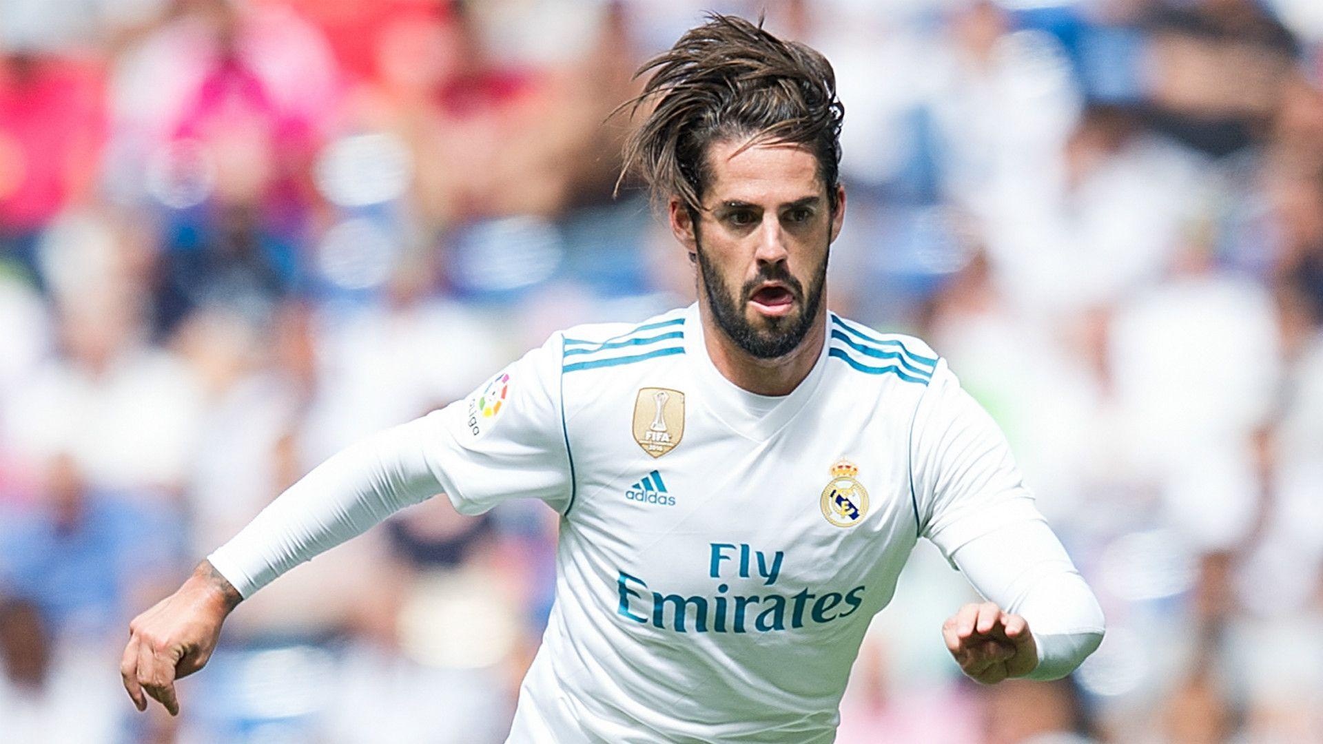 Zidane dismisses rumours he wants to sell Isco after their