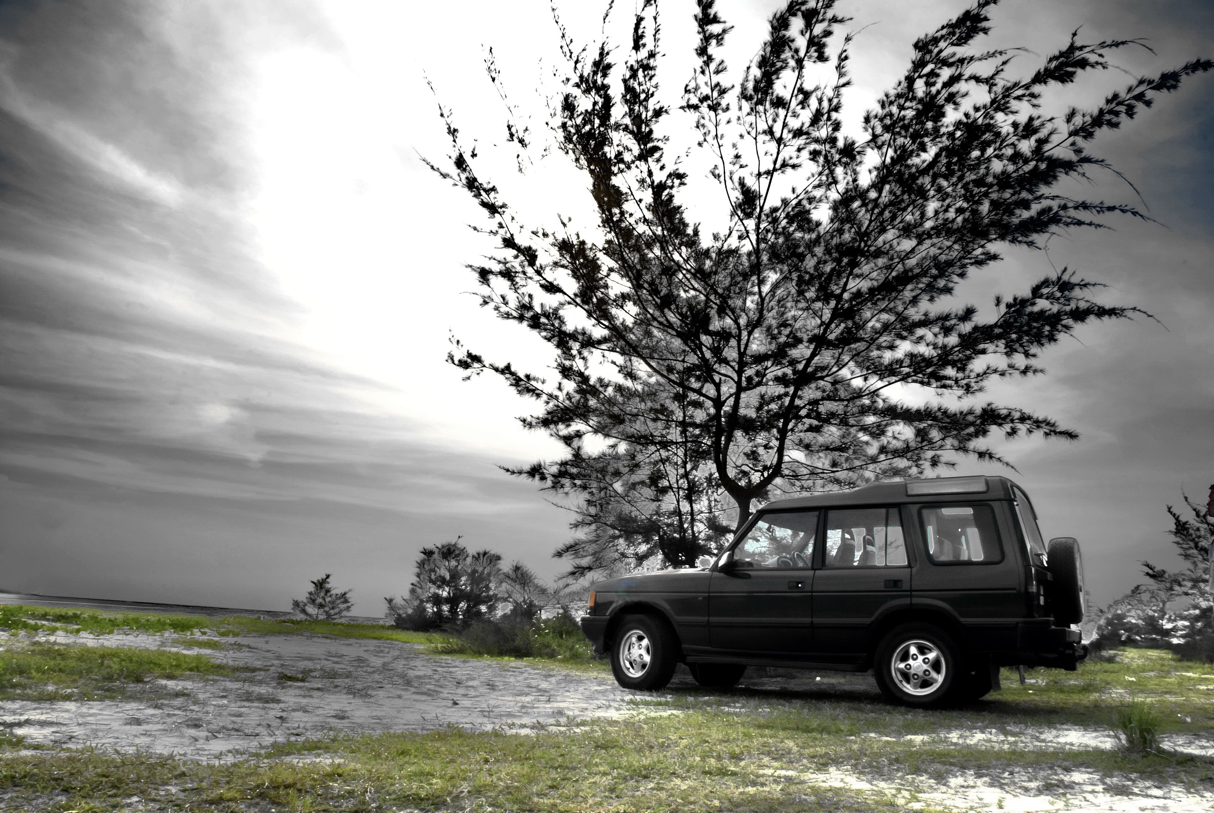 land rover 4k Ultra HD Wallpaper and Background Imagex2592