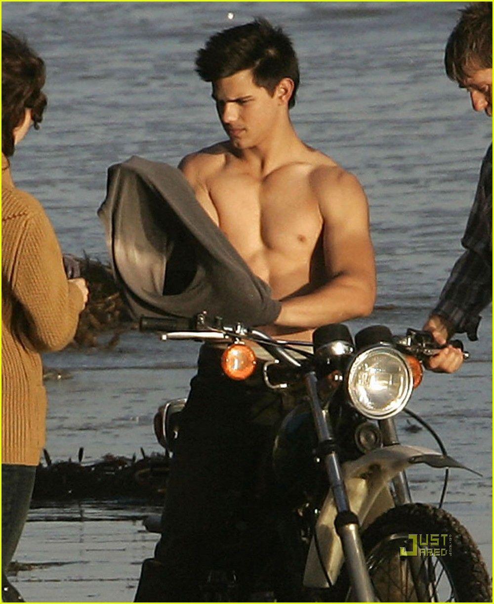 taylor lautner. Blogging with Badger