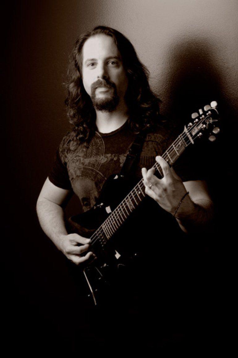 John Petrucci Photo