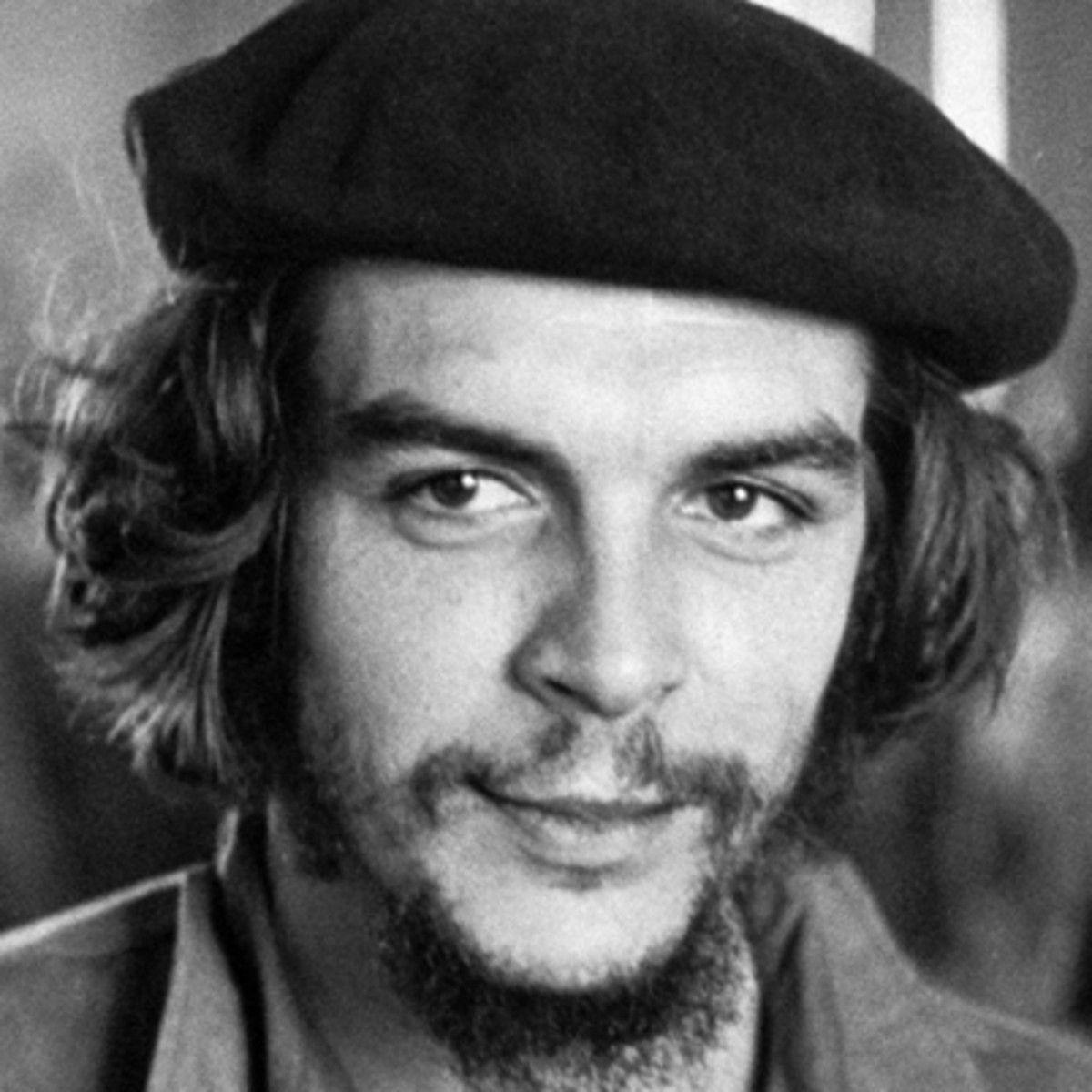 Hommage. Che Guevara pour que les peuples vivent. Tambour