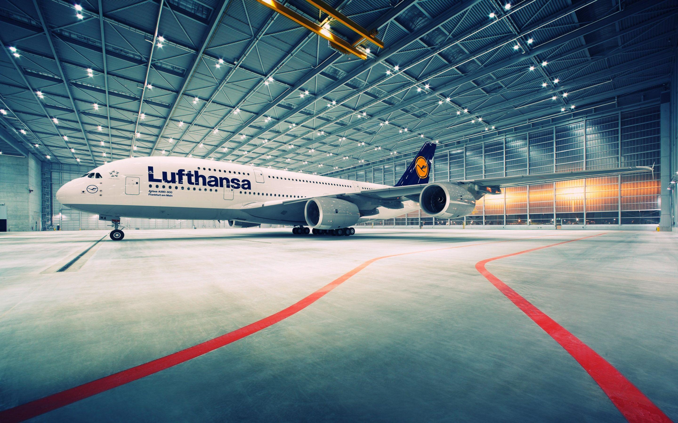 Lufthansa Airbus A380 Wallpaperx1800