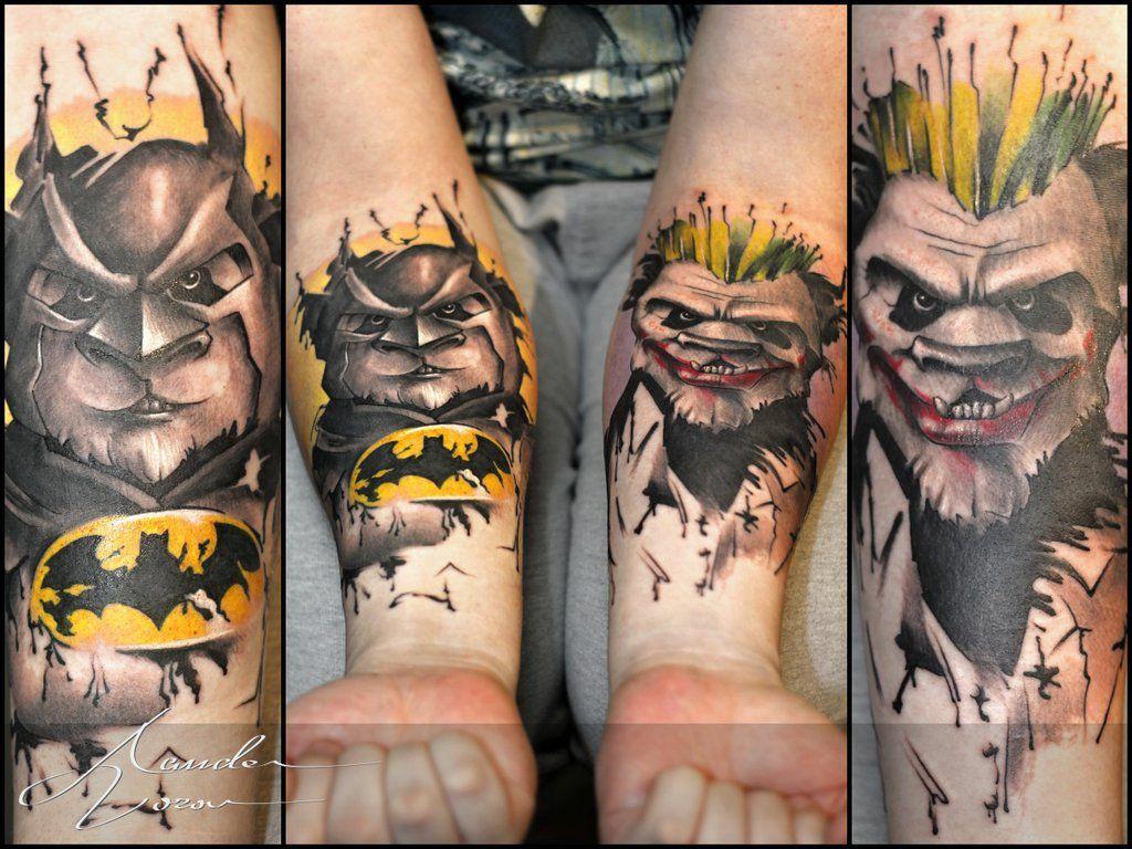 Apr 2015 / Batman Panda Vs Joker Panda