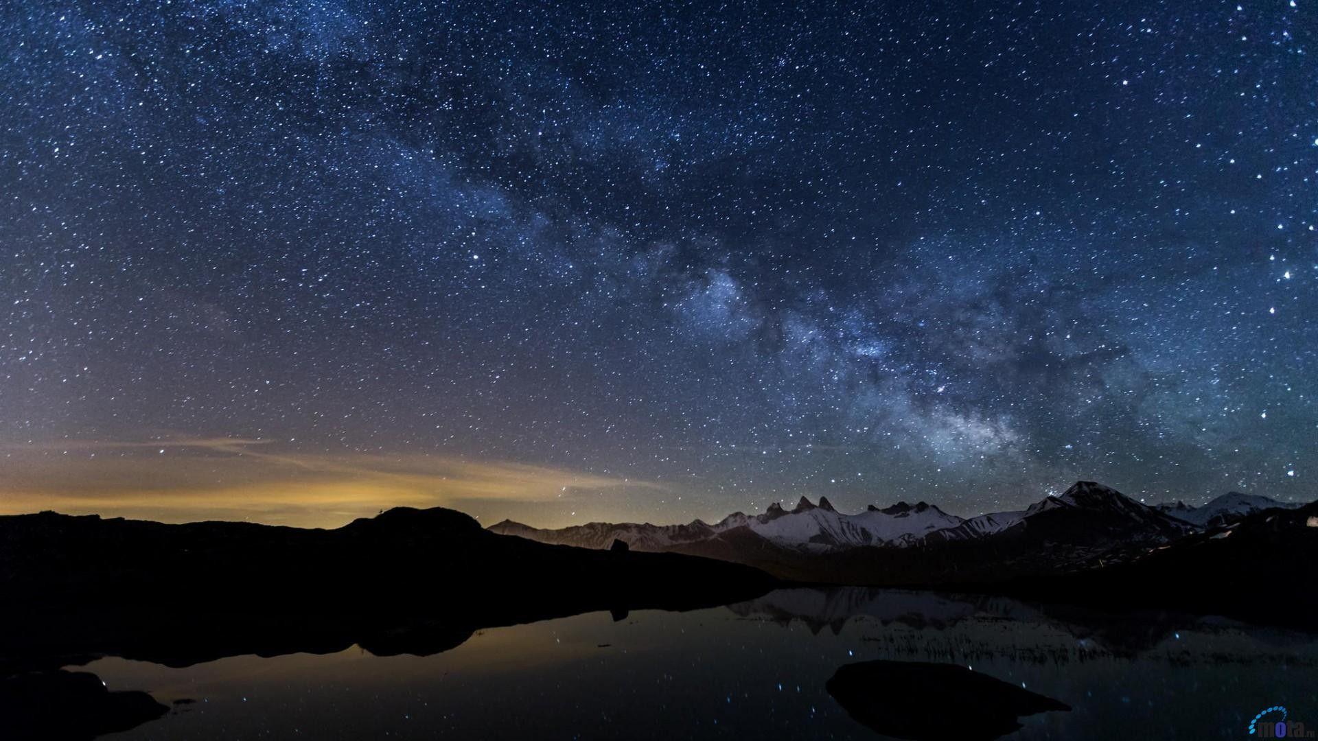 Starry Night backgroundDownload free awesome full HD
