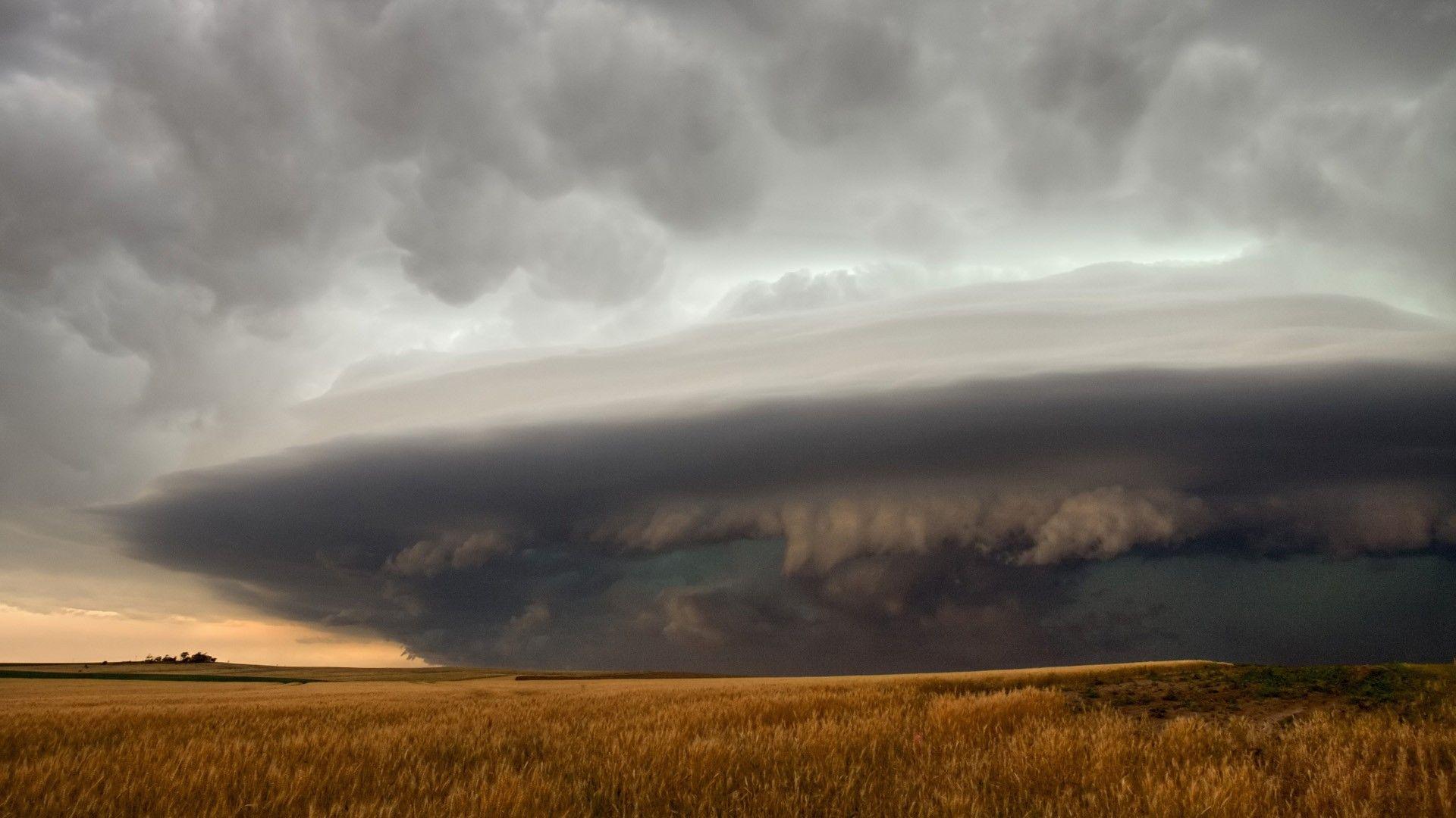 Storm Supercell Clouds Field HD wallpaper. nature and landscape