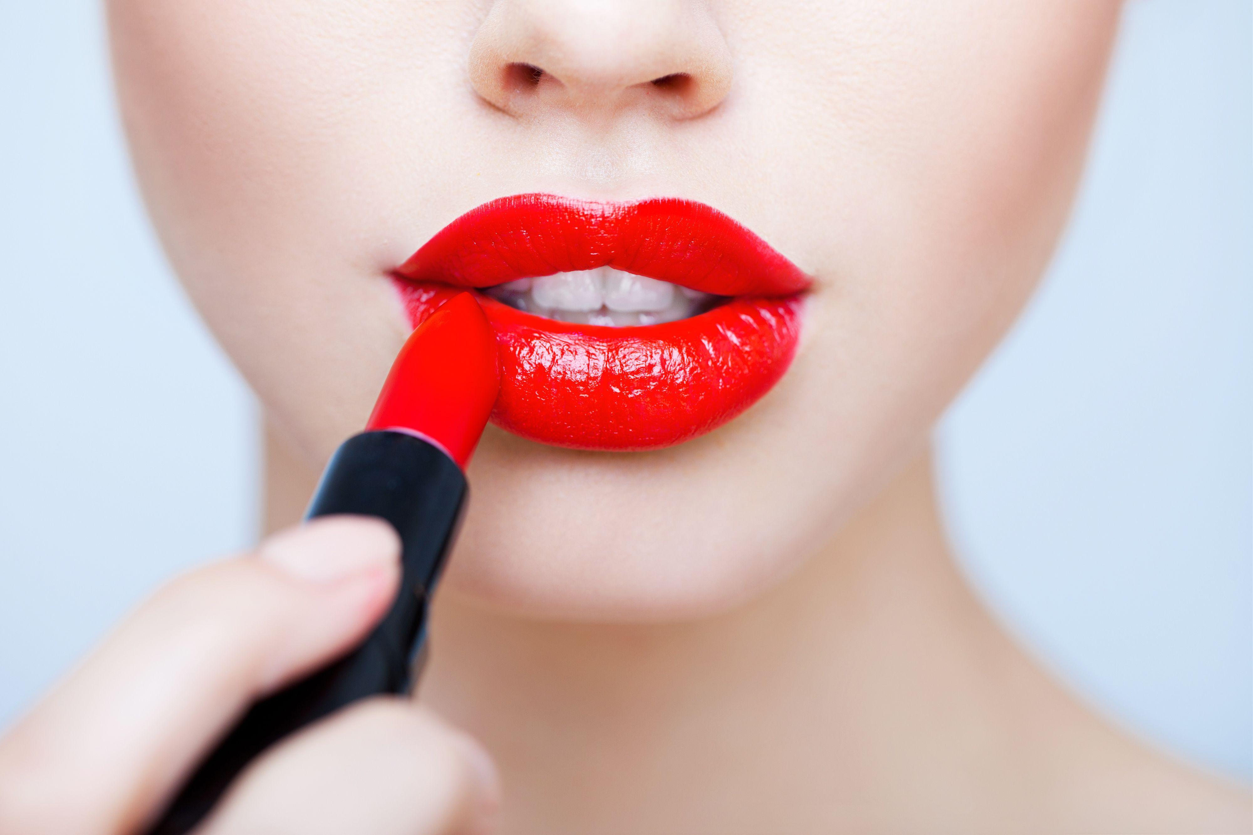 How to Mattify Gloss Lipstick. Red lipsticks, Matte lipsticks and Lips