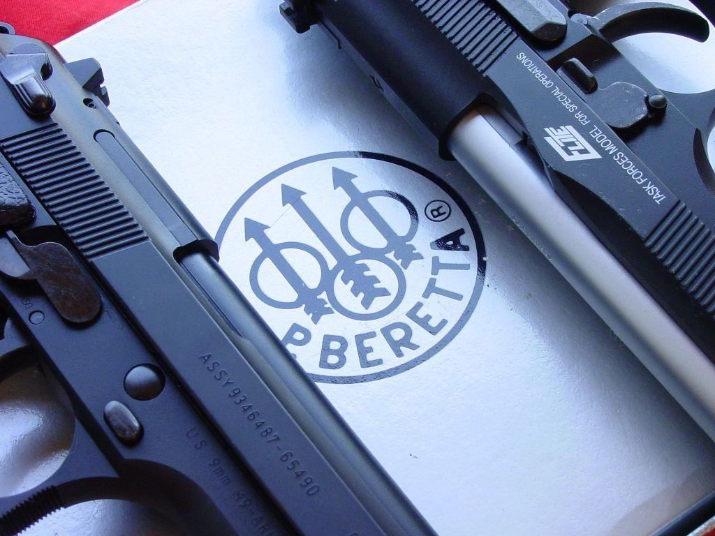 Weapons Beretta Elite Pistol Wallpaper. Glorious Epitaphs