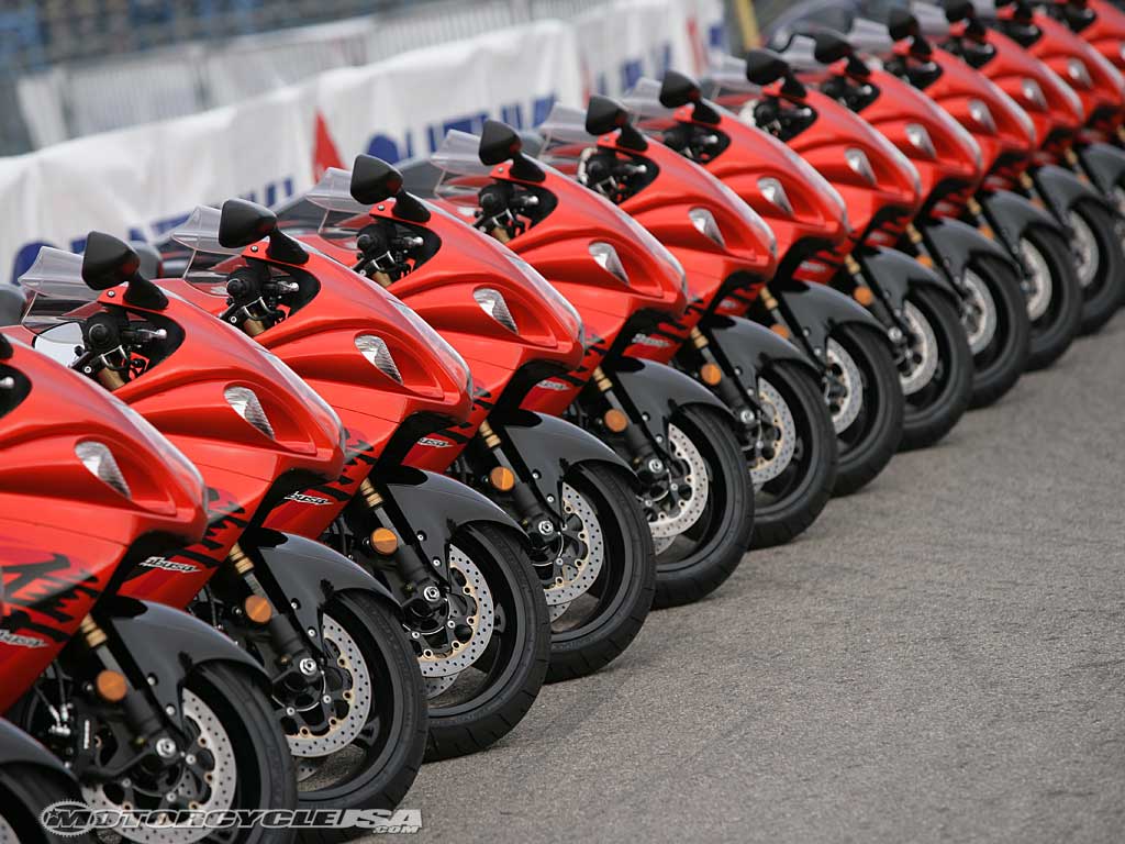 Suzuki Hayabusa Wallpaper Photo