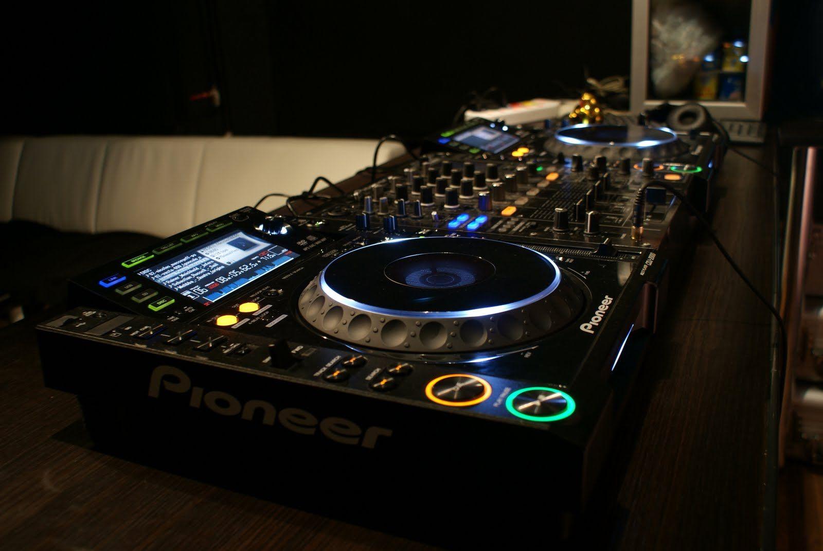What Will The Next Pioneer CDJ Look Like?