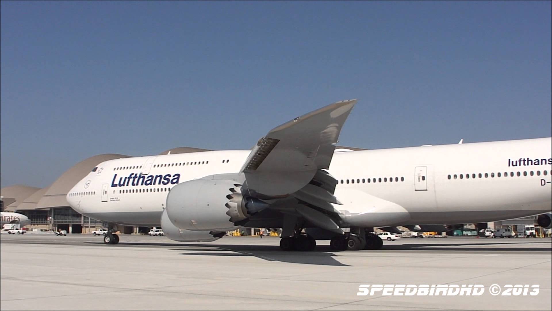 Lufthansa Boeing 747 8 'Sachsen Anhalt' [D ABYF] Pushback, Taxi