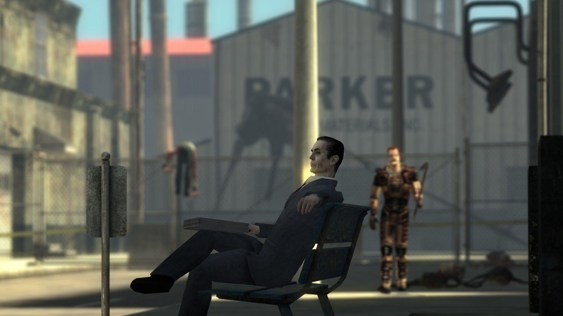 Gman watching. Garry's Mod