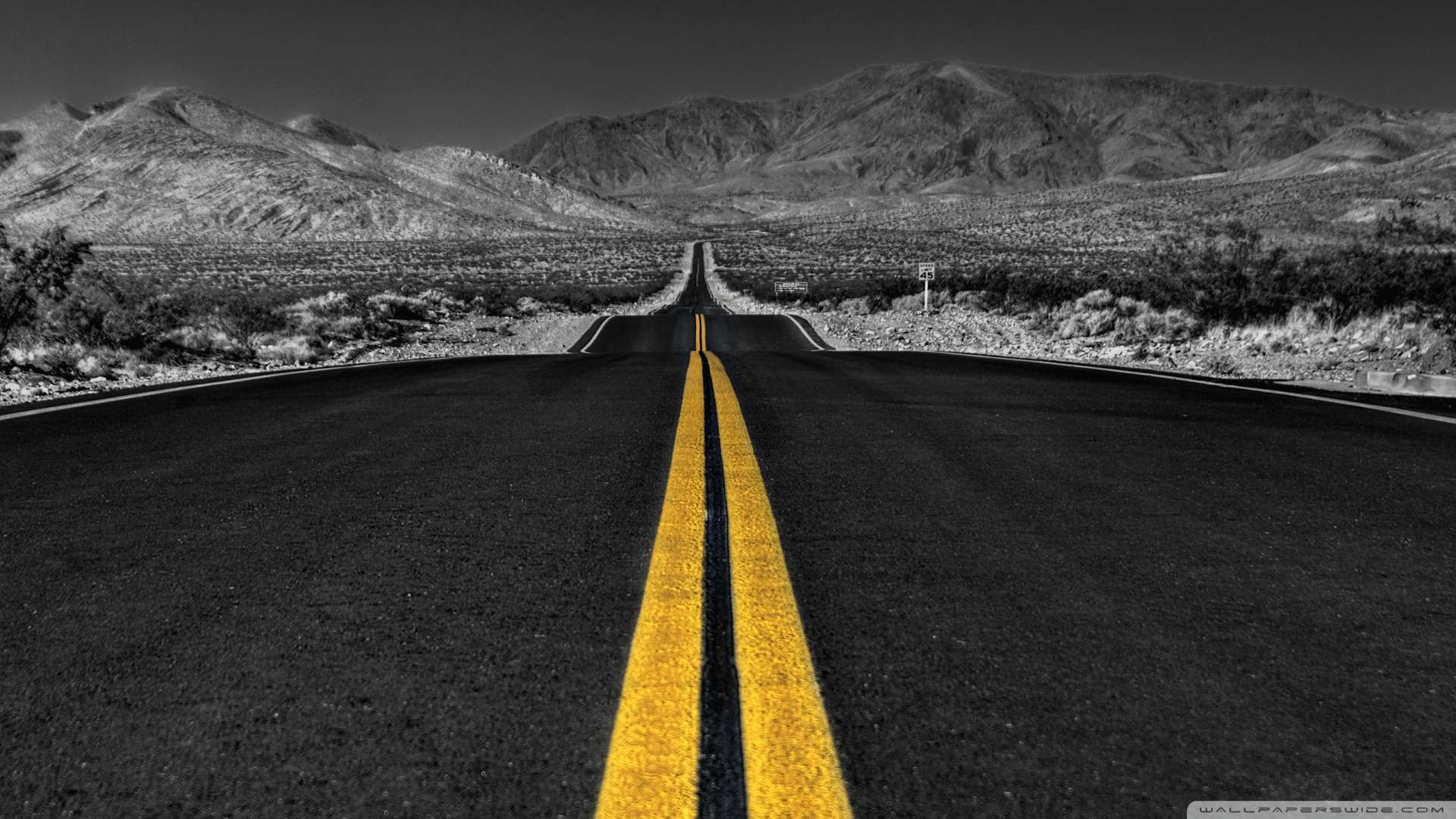Long Road Best Black And White Wallpaper